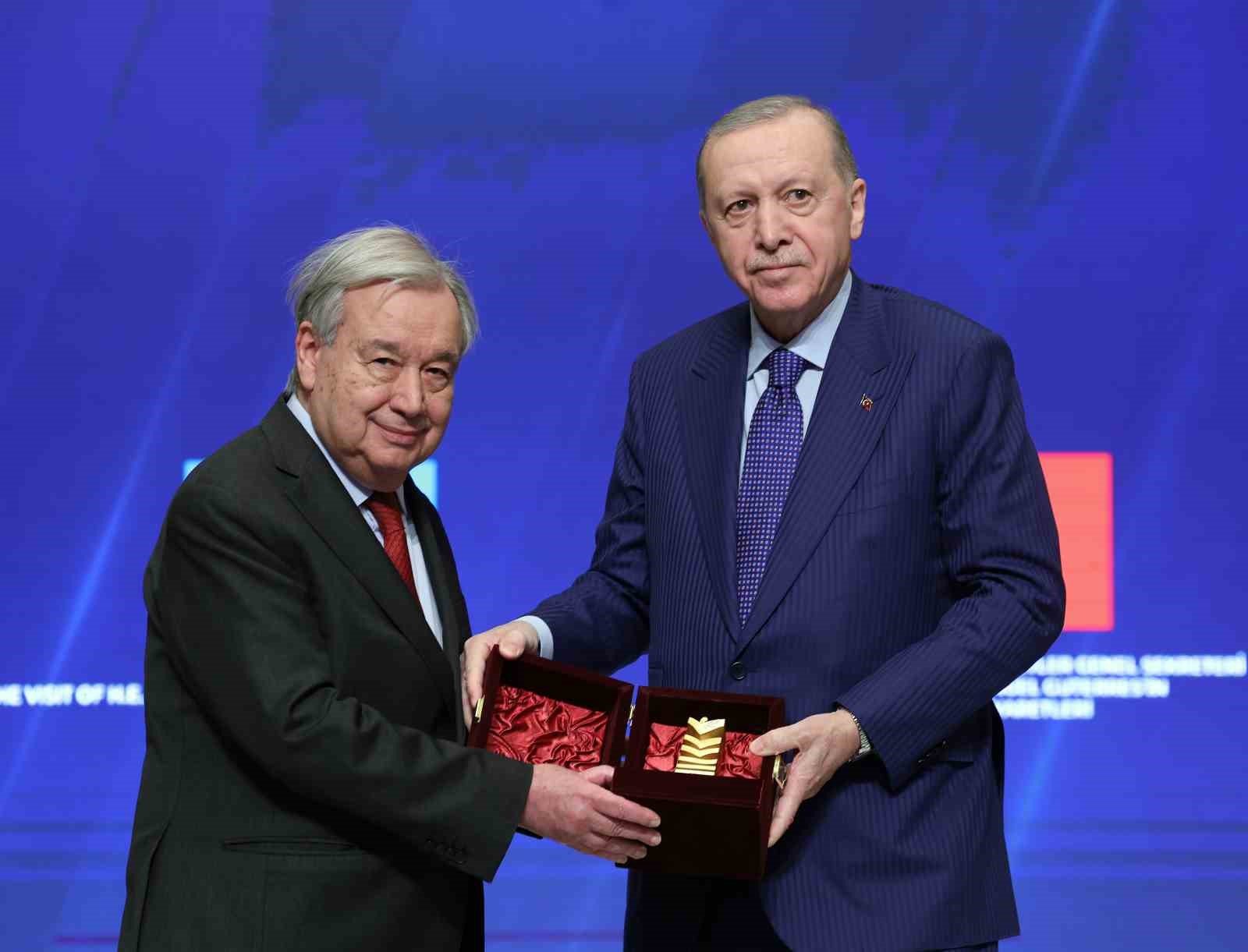 Cumhurbaşkanı Erdoğan: "Diplomasi ve diyalog adil ve kalıcı bir barışa giden en güvenli yoldur"
