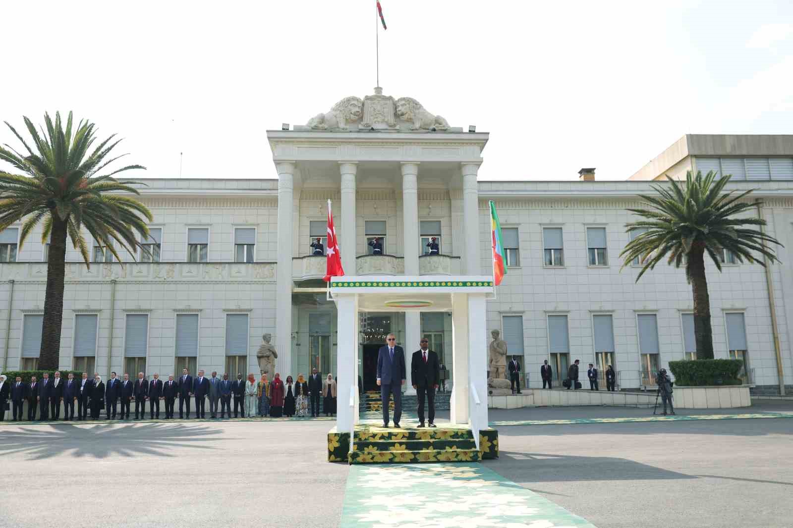 Cumhurbaşkanı Erdoğan, Etiyopya’da resmi törenle karşılandı
