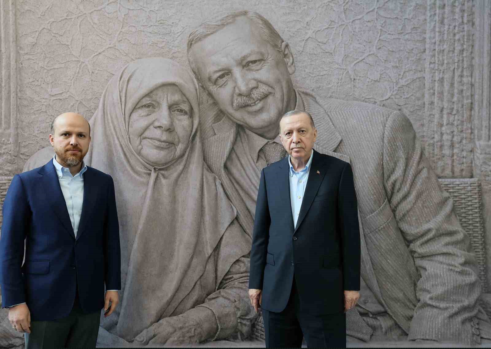 Cumhurbaşkanı Erdoğan: "Etrafımızda füzeler uçuşuyor ama ana muhalefetin umurunda bile değil"
Cumhurbaşkanı Erdoğan: "Etrafımızda füzeler uçuşuyor ama ana muhalefetin umurunda bile değil"