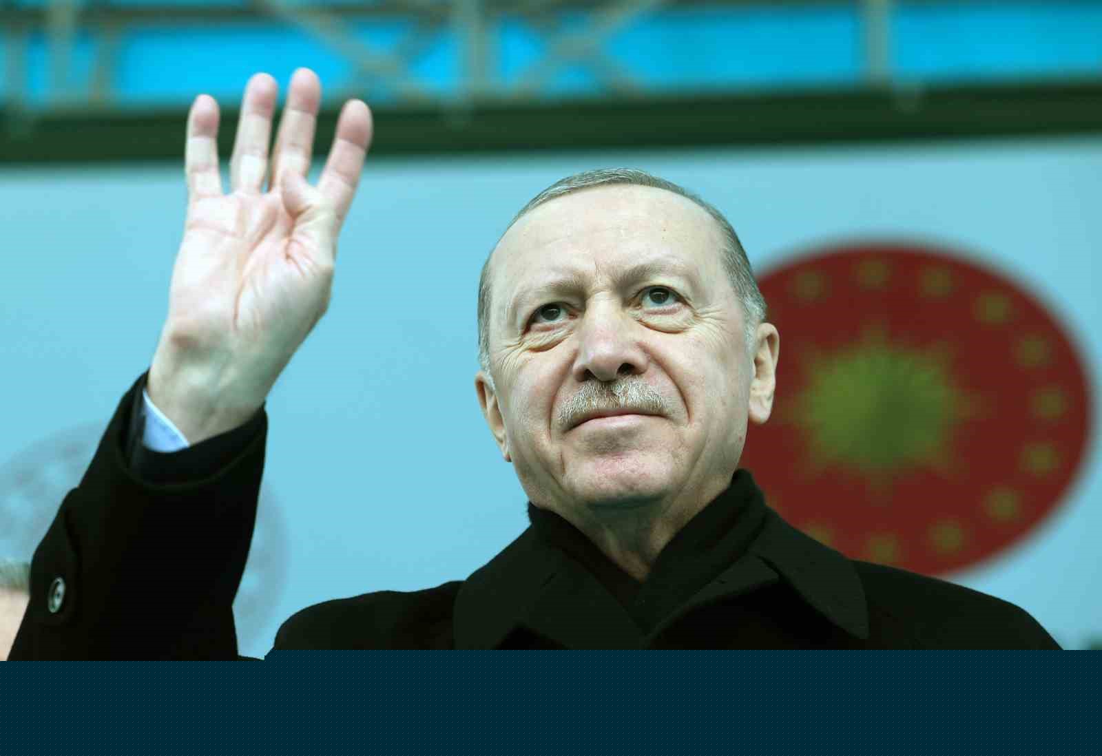 Cumhurbaşkanı Erdoğan: "Etrafımızda füzeler uçuşuyor ama ana muhalefetin umurunda bile değil"
Cumhurbaşkanı Erdoğan: "Etrafımızda füzeler uçuşuyor ama ana muhalefetin umurunda bile değil"