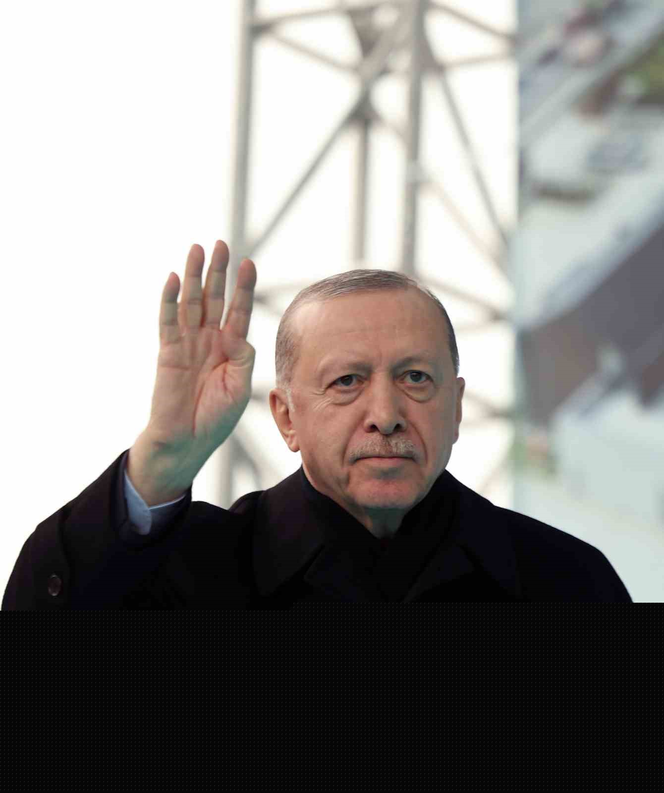 Cumhurbaşkanı Erdoğan: "Etrafımızda füzeler uçuşuyor ama ana muhalefetin umurunda bile değil"
Cumhurbaşkanı Erdoğan: "Etrafımızda füzeler uçuşuyor ama ana muhalefetin umurunda bile değil"