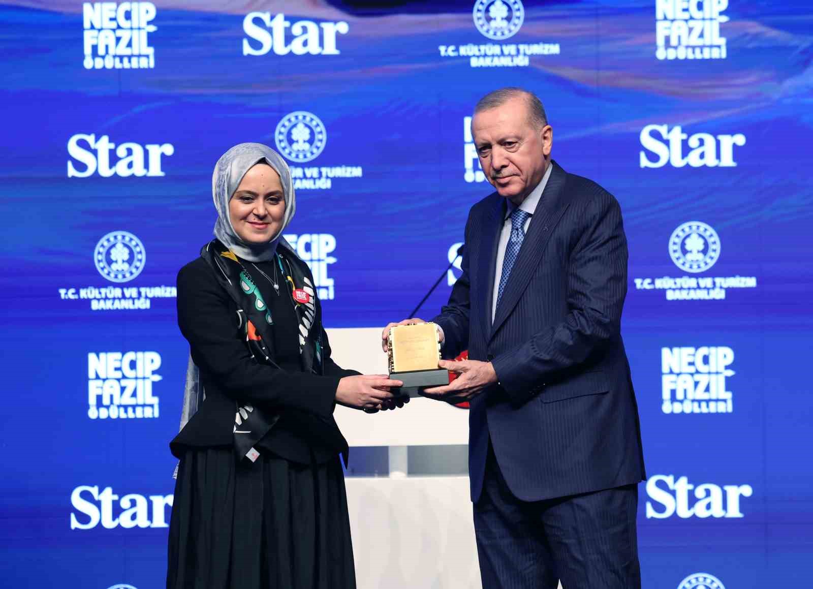 Cumhurbaşkanı Erdoğan: "Gazze’ye konteyner gönderelim diyoruz; ancak Netanyahu denilen bu zalim bu çağrılara asla kulak asmıyor"
