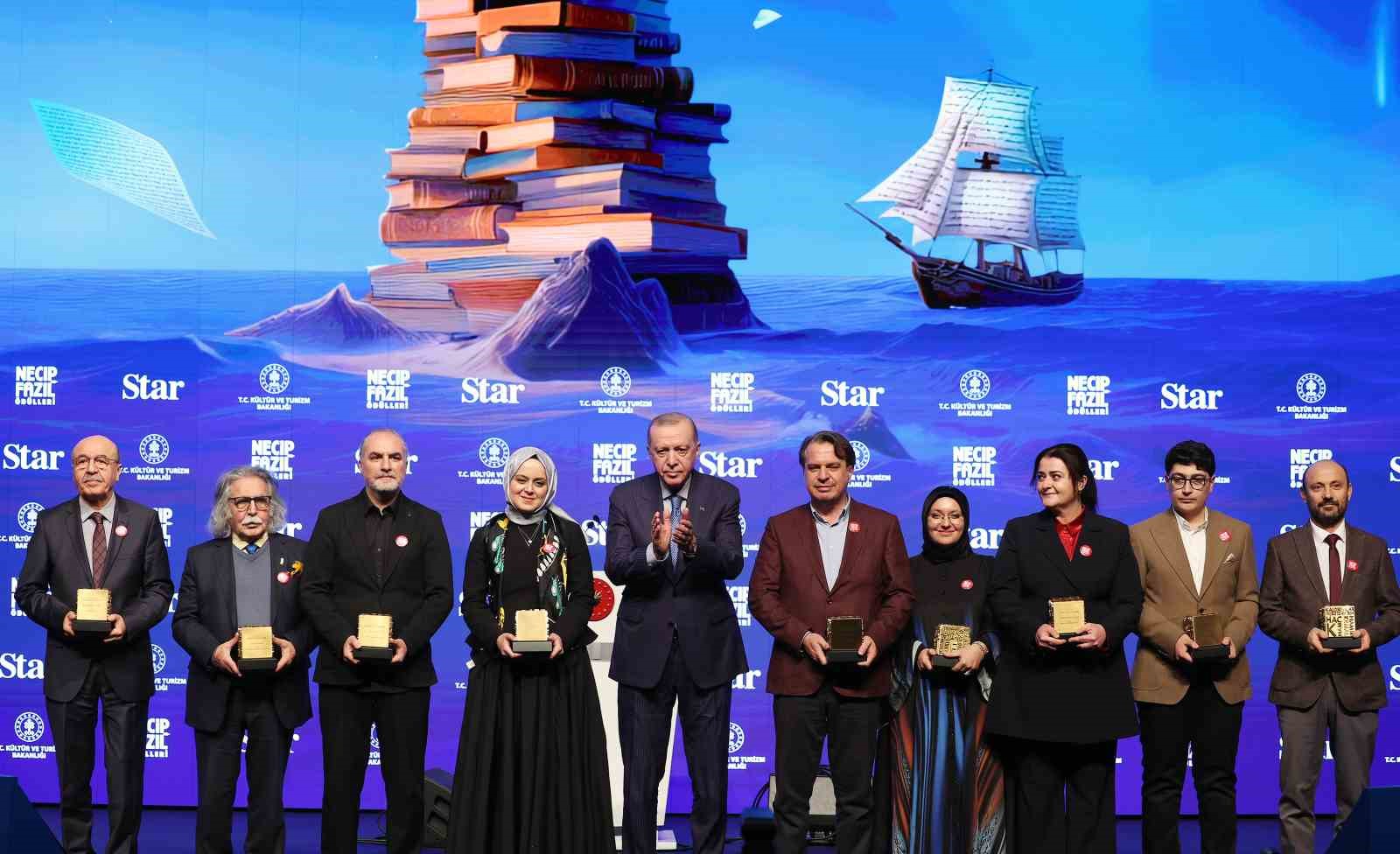 Cumhurbaşkanı Erdoğan: "Gazze’ye konteyner gönderelim diyoruz; ancak Netanyahu denilen bu zalim bu çağrılara asla kulak asmıyor"
