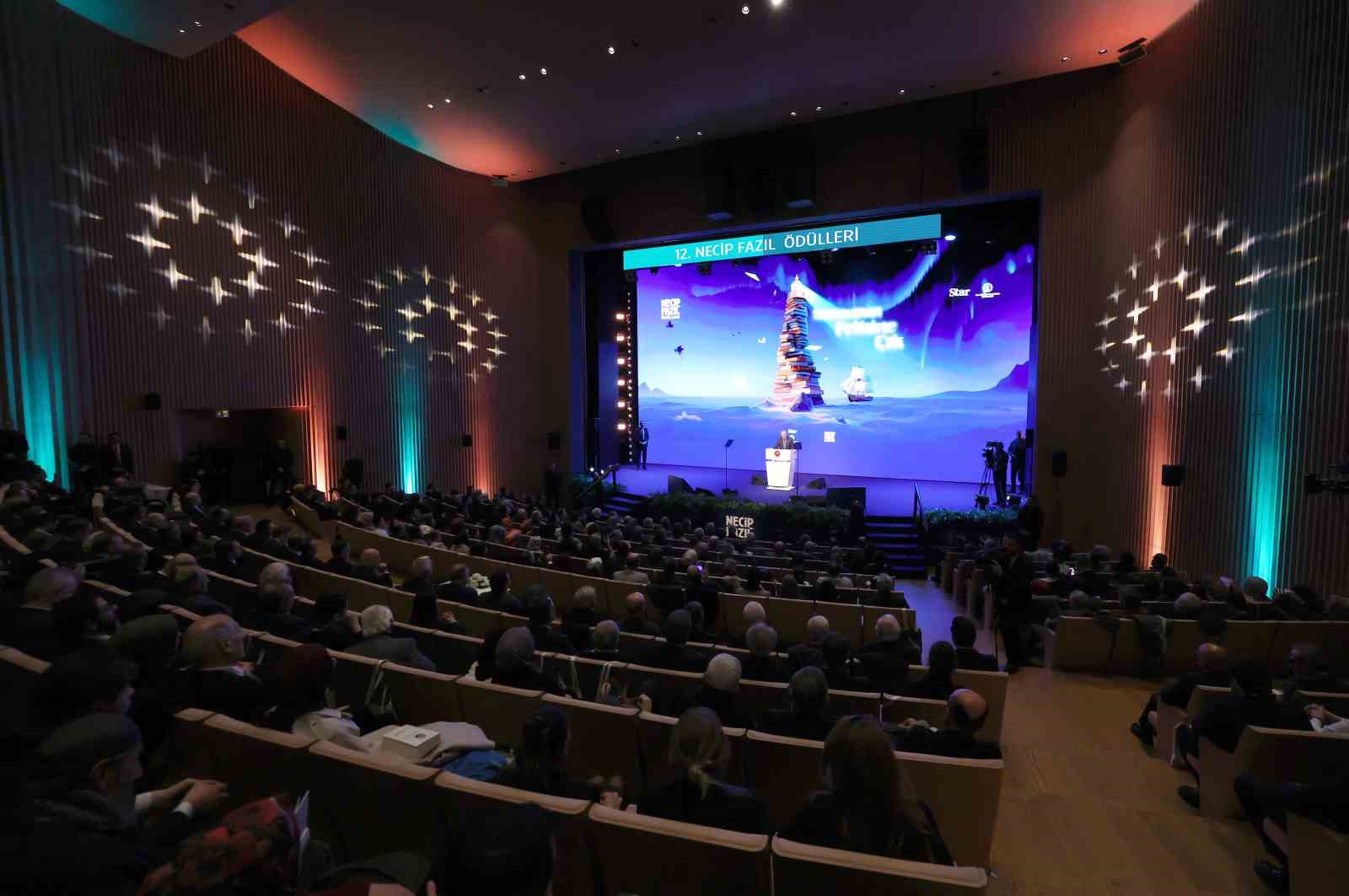 Cumhurbaşkanı Erdoğan: "Gazze’ye konteyner gönderelim diyoruz; ancak Netanyahu denilen bu zalim bu çağrılara asla kulak asmıyor"
