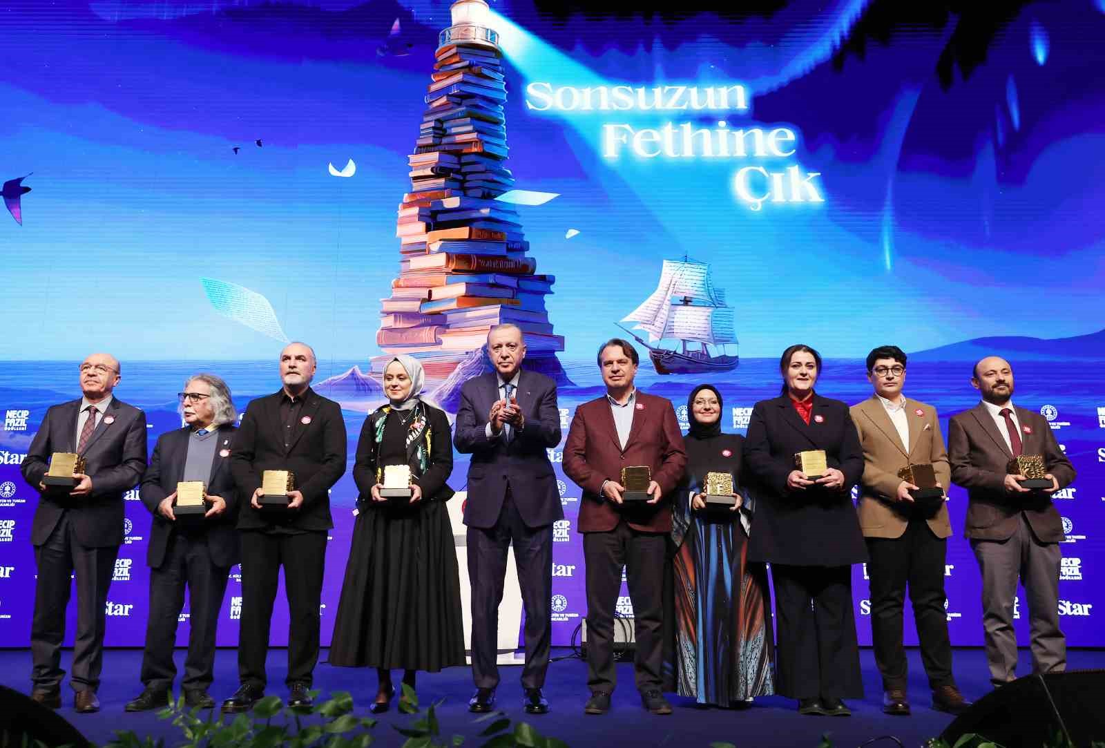 Cumhurbaşkanı Erdoğan: "Gazze’ye konteyner gönderelim diyoruz; ancak Netanyahu denilen bu zalim bu çağrılara asla kulak asmıyor"
