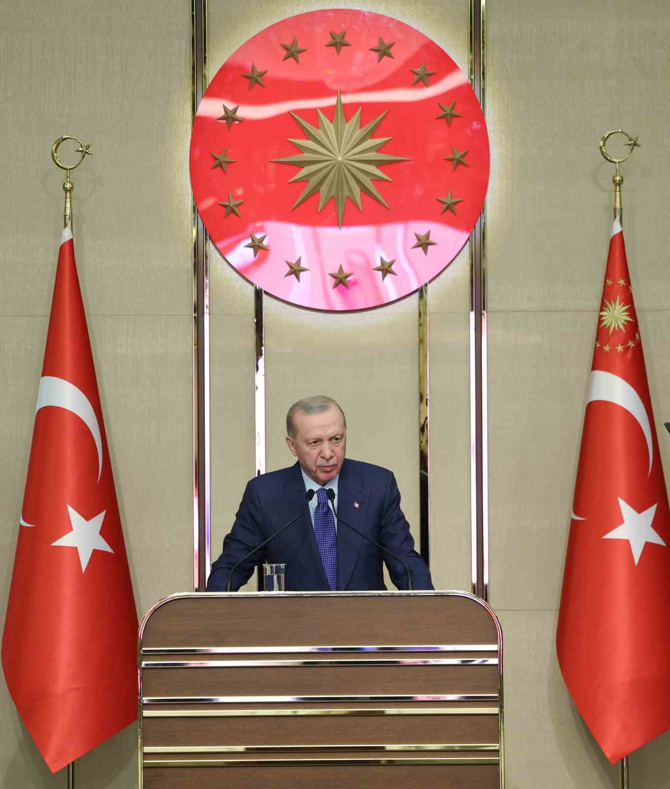 Cumhurbaşkanı Erdoğan: "Her oyunu bozacak, her komployu boşa çıkaracak hazırlığımız var"
