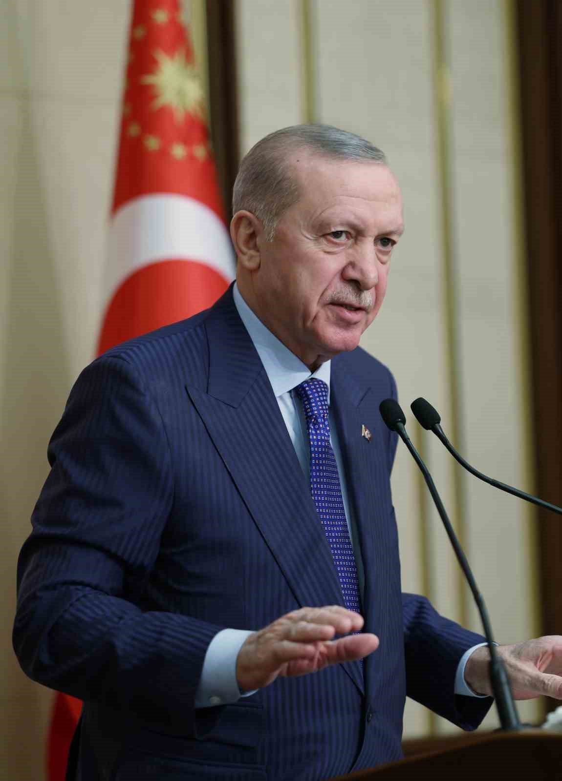 Cumhurbaşkanı Erdoğan: "Her oyunu bozacak, her komployu boşa çıkaracak hazırlığımız var"
