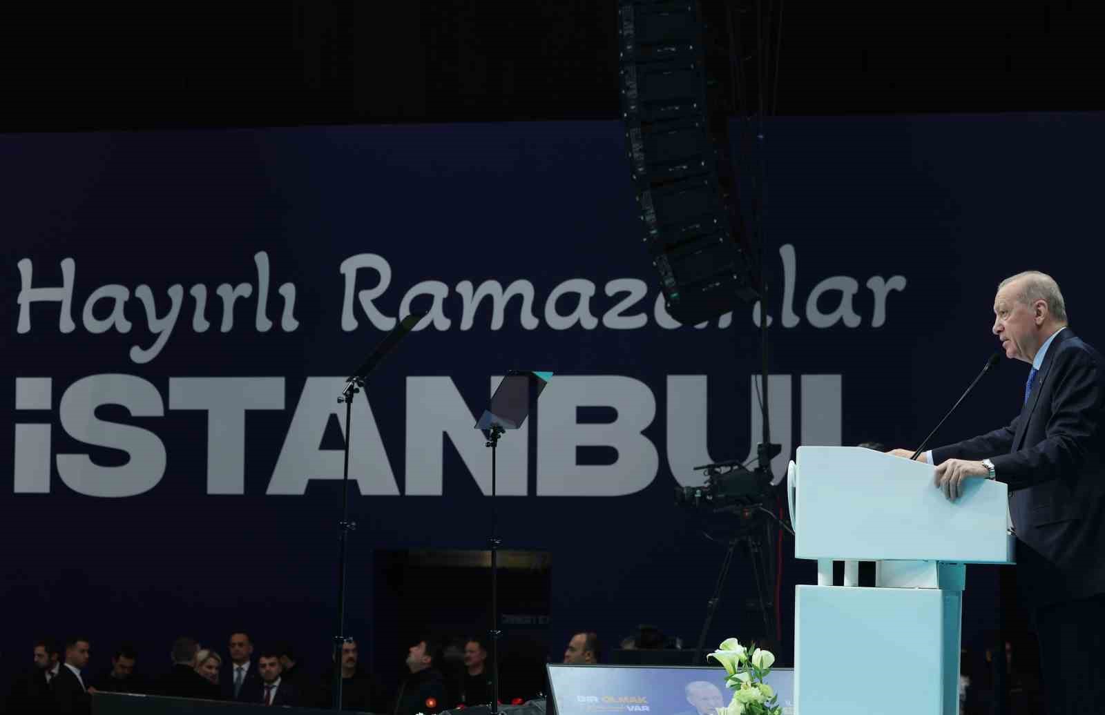 Cumhurbaşkanı Erdoğan: "İran’a yönelik Netanyahu’nun kışkırtmaları ile başlayan Amerika-İsrail saldırılarından üzüntü ve endişe duyuyoruz"
Cumhurbaşkanı Erdoğan: "İran’a yönelik Netanyahu’nun kışkırtmaları ile başlayan Amerika-İsrail saldırılarından üzüntü ve endişe duyuyoruz"