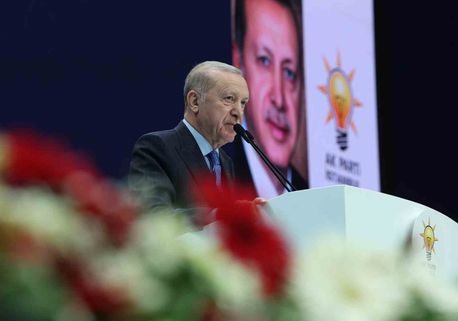 Cumhurbaşkanı Erdoğan: "İran’a yönelik Netanyahu’nun kışkırtmaları ile başlayan Amerika-İsrail saldırılarından üzüntü ve endişe duyuyoruz"
Cumhurbaşkanı Erdoğan: "İran’a yönelik Netanyahu’nun kışkırtmaları ile başlayan Amerika-İsrail saldırılarından üzüntü ve endişe duyuyoruz"