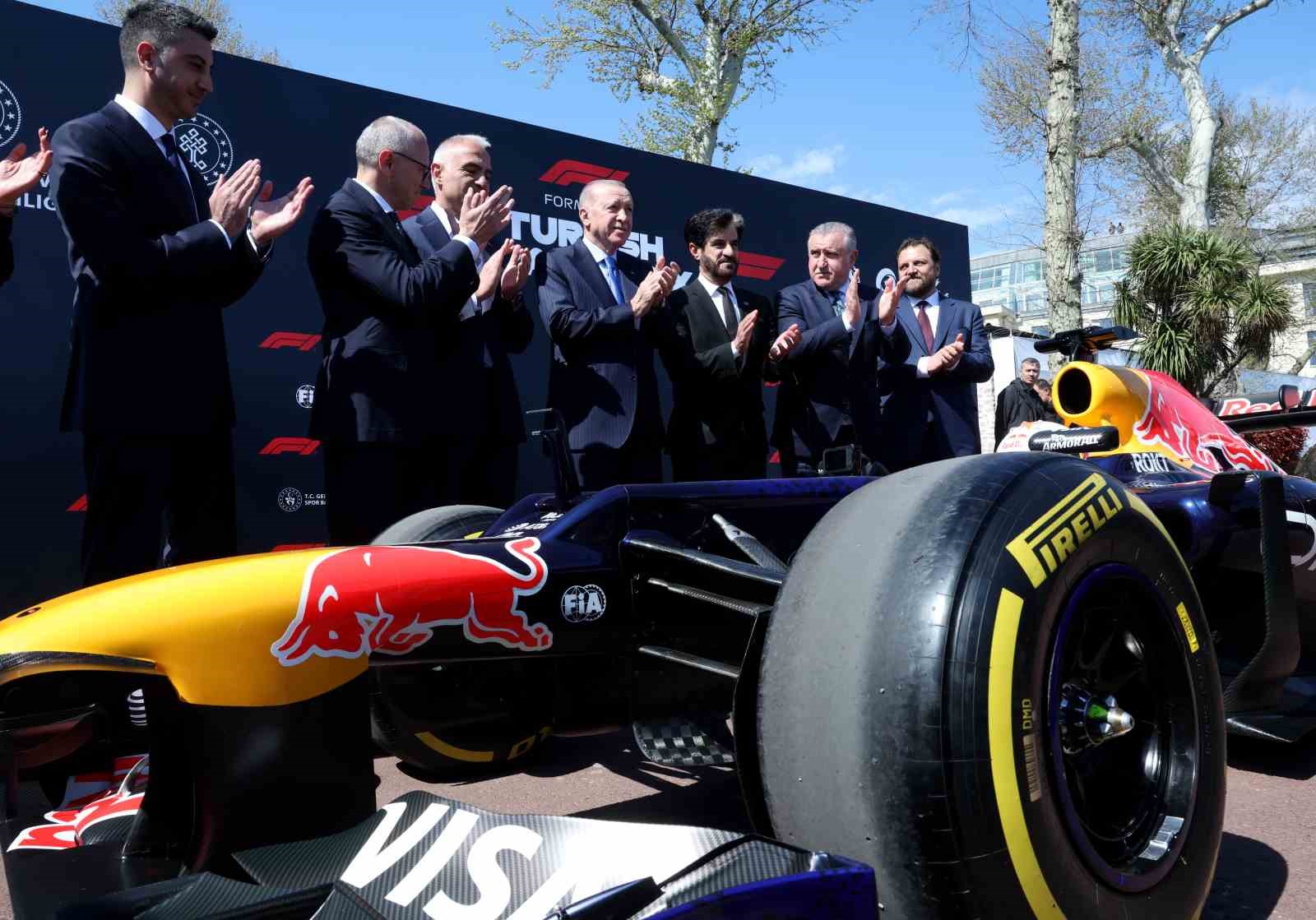 Cumhurbaşkanı Erdoğan: "İstanbul Park 5 dönem boyunca yarışlara ev sahipliği yapacak"
