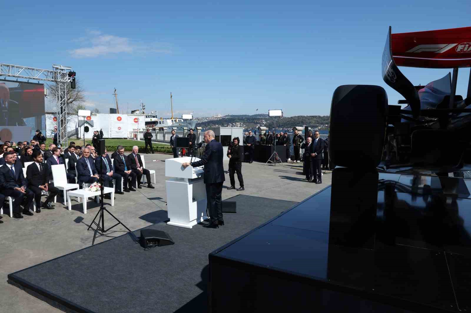 Cumhurbaşkanı Erdoğan: "İstanbul Park 5 dönem boyunca yarışlara ev sahipliği yapacak"
