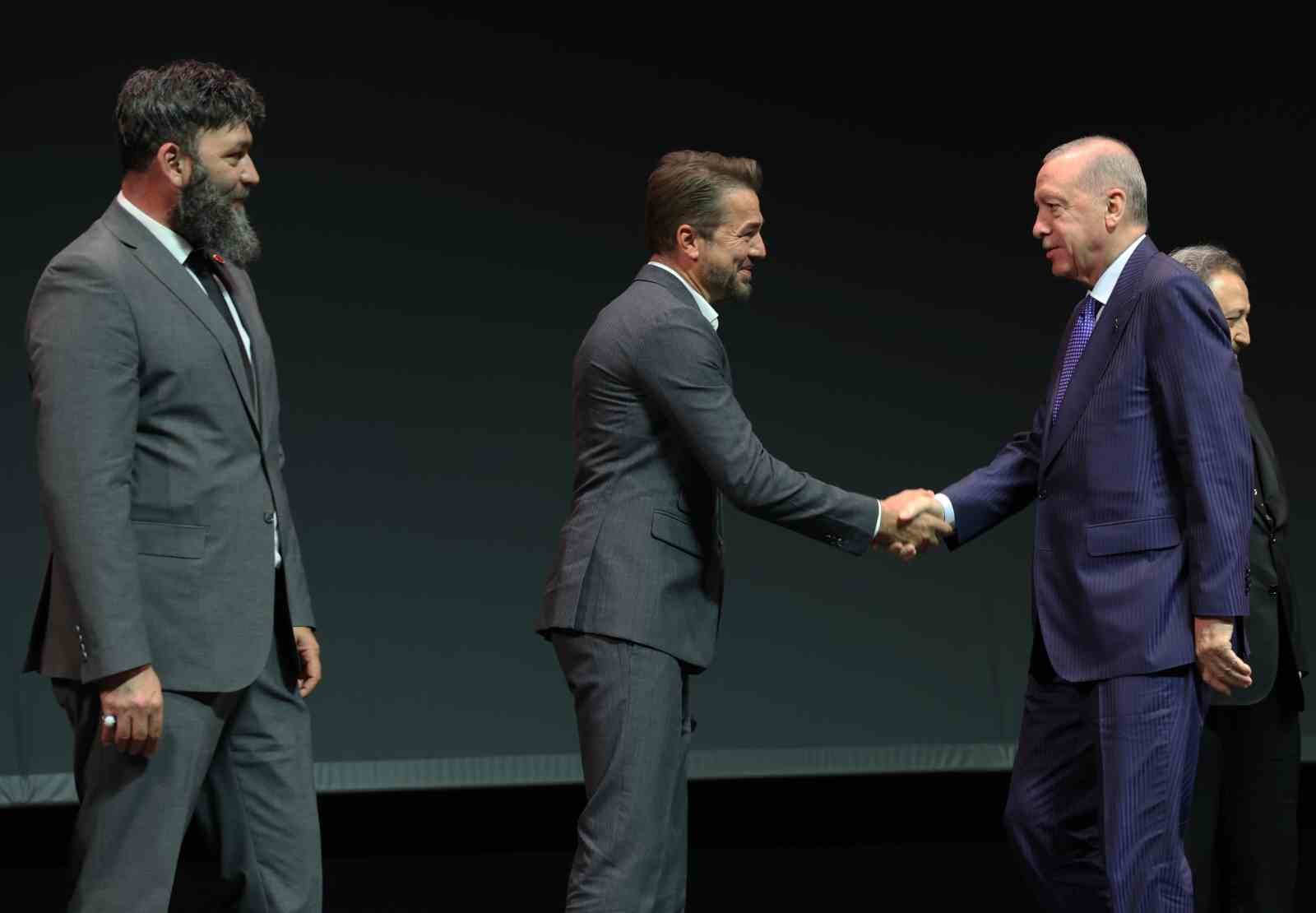 Cumhurbaşkanı Erdoğan İstanbul’da film galasına katıldı
