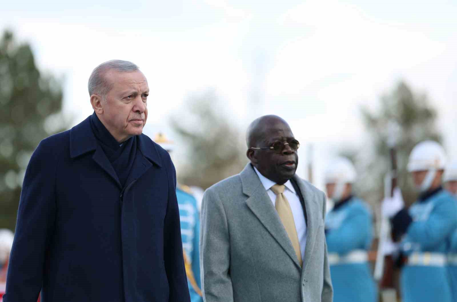 Cumhurbaşkanı Erdoğan, Nijerya Cumhurbaşkanı Tinubu’yu törenle karşıladı
