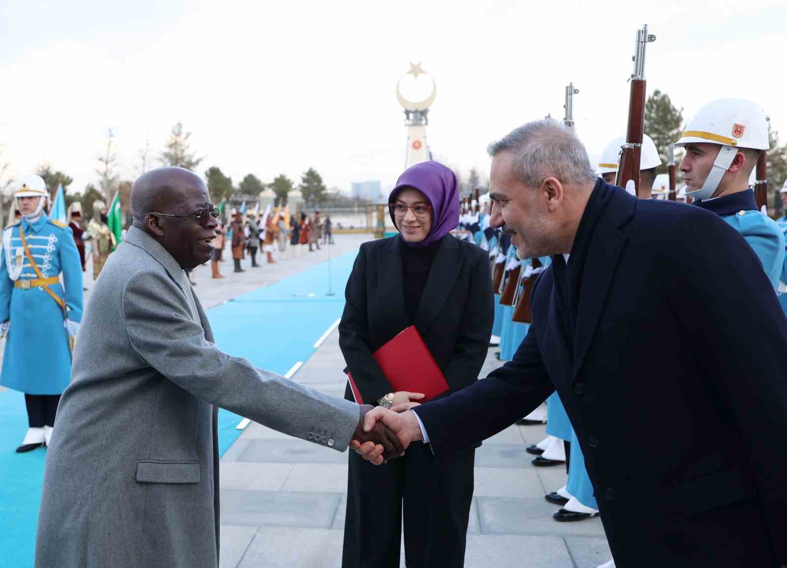 Cumhurbaşkanı Erdoğan, Nijerya Cumhurbaşkanı Tinubu’yu törenle karşıladı
