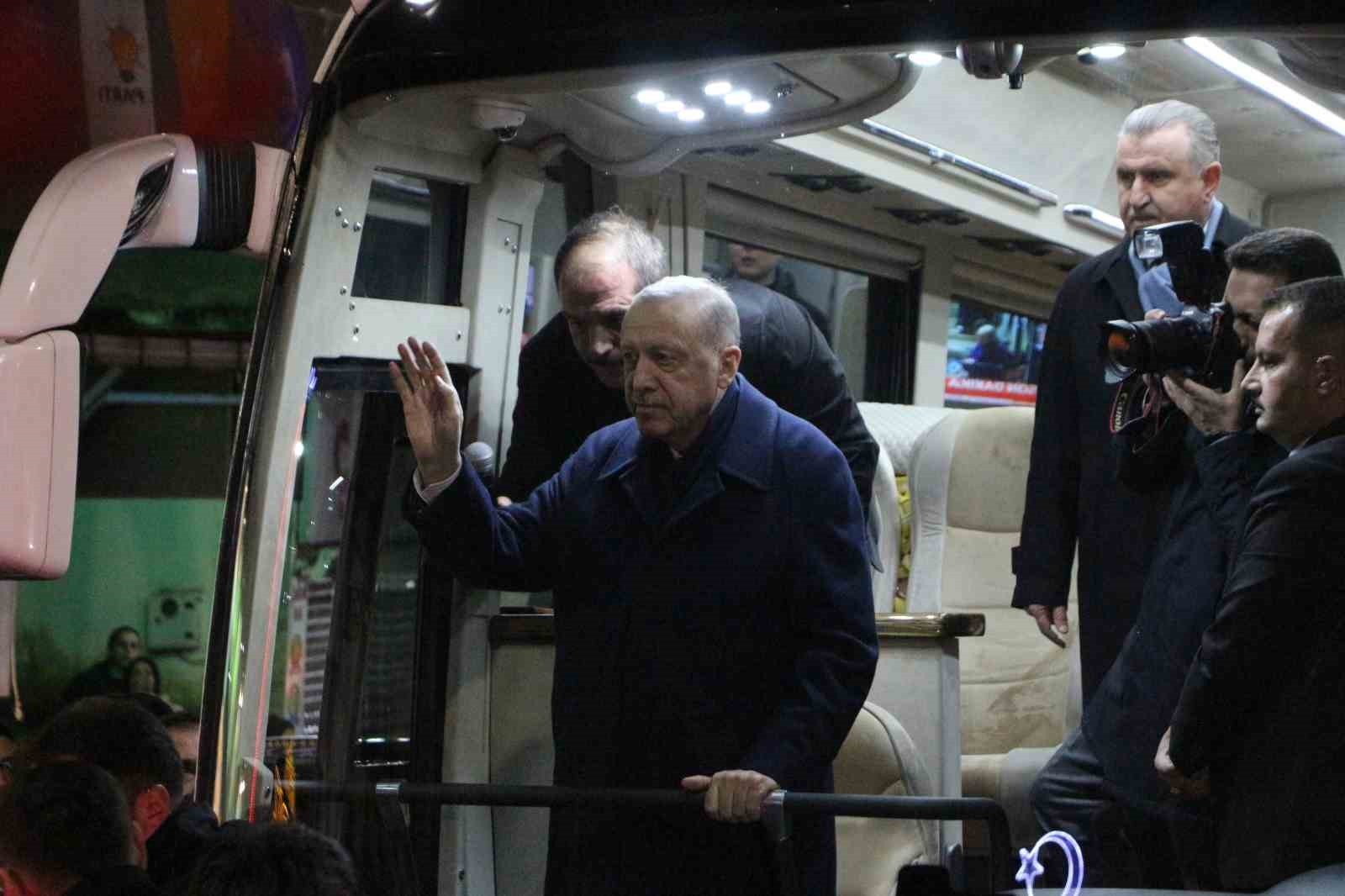 Cumhurbaşkanı Erdoğan: "Ramazan Bayramı’nı birlik ve beraberlik içinde kutlayalım"
