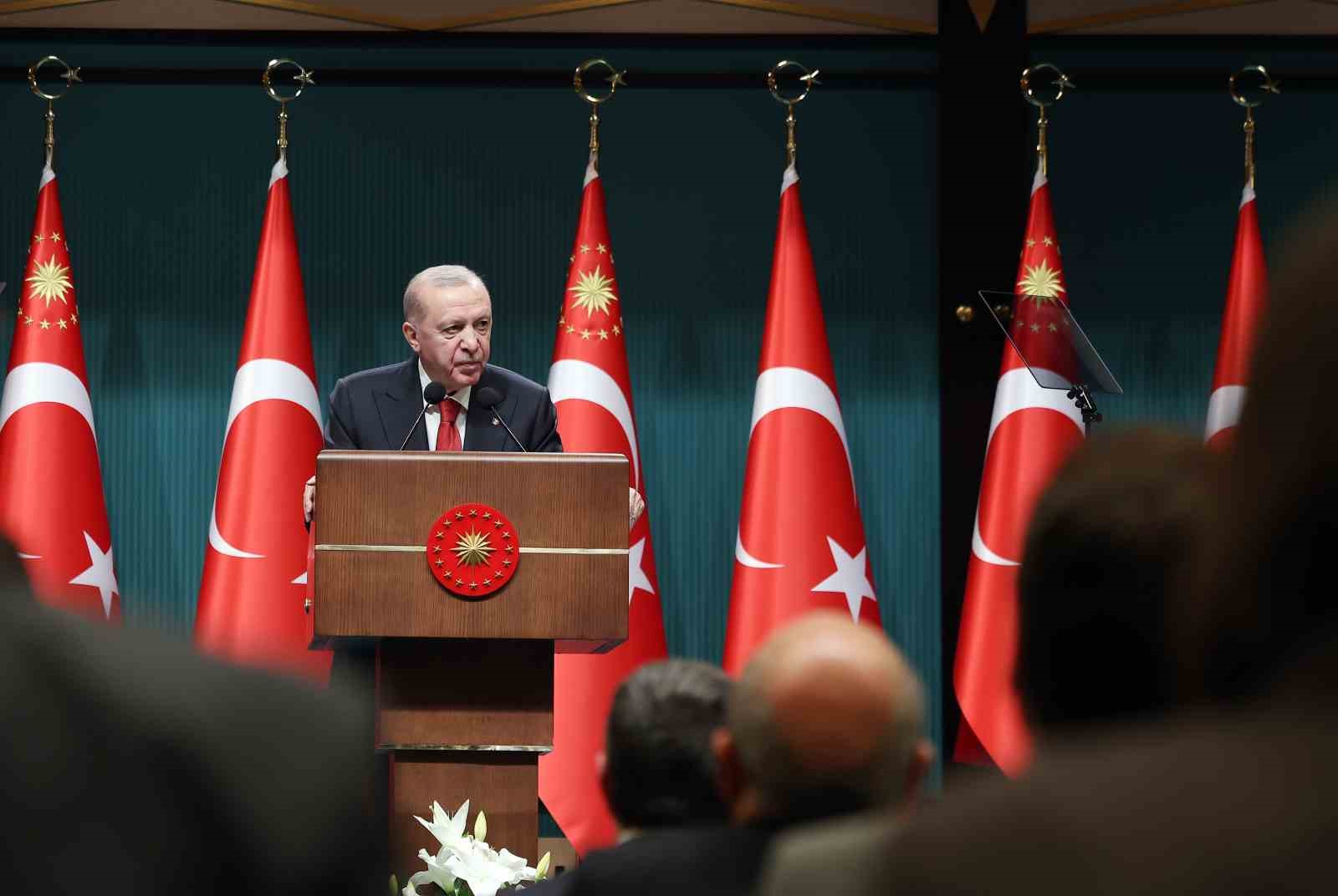 Cumhurbaşkanı Erdoğan: "Savaş, Netanyahu’nun ikbal savaşı ama ceremesini 8 milyar çekiyor"
