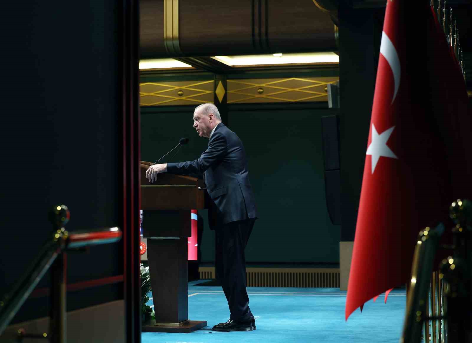 Cumhurbaşkanı Erdoğan: "Savaş, Netanyahu’nun ikbal savaşı ama ceremesini 8 milyar çekiyor"
