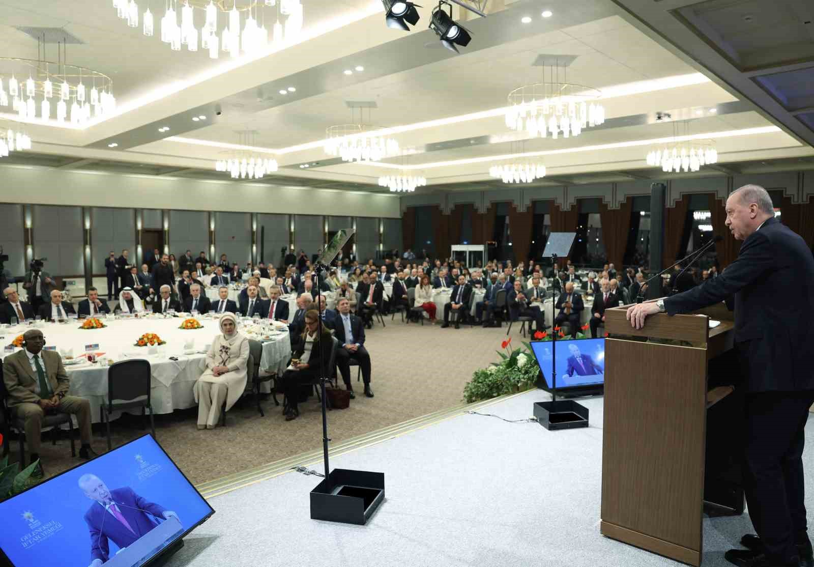 Cumhurbaşkanı Erdoğan: "Savaş uzadıkça maalesef tablo daha da kötüleşecektir"
