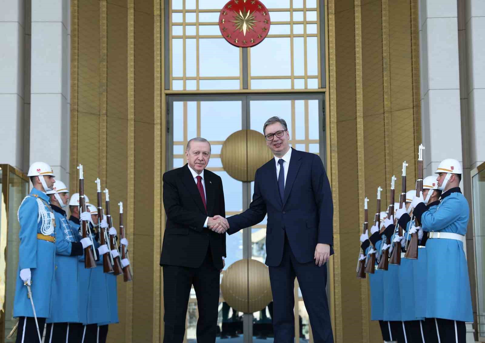 Cumhurbaşkanı Erdoğan, Sırbistan Cumhurbaşkanı Vucic ile bir araya geldi
