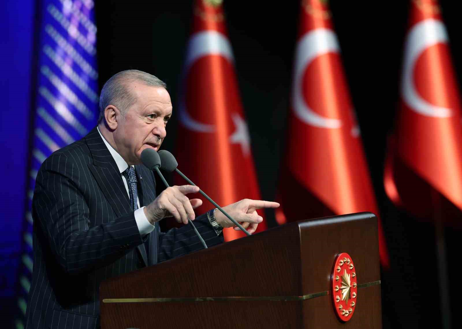 Cumhurbaşkanı Erdoğan: "Son 23 yılda yurt dışına kaçırılan 13 bin 448 eserin ülkemize iadesini sağladık"
