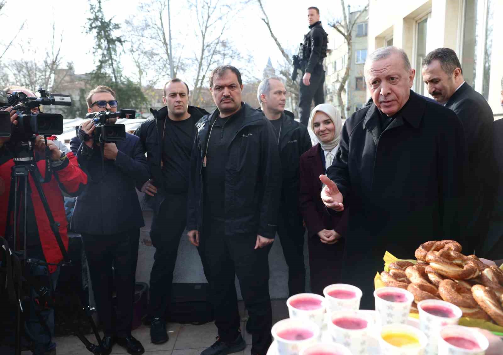 Cumhurbaşkanı Erdoğan spor kulübünü ziyaret etti

