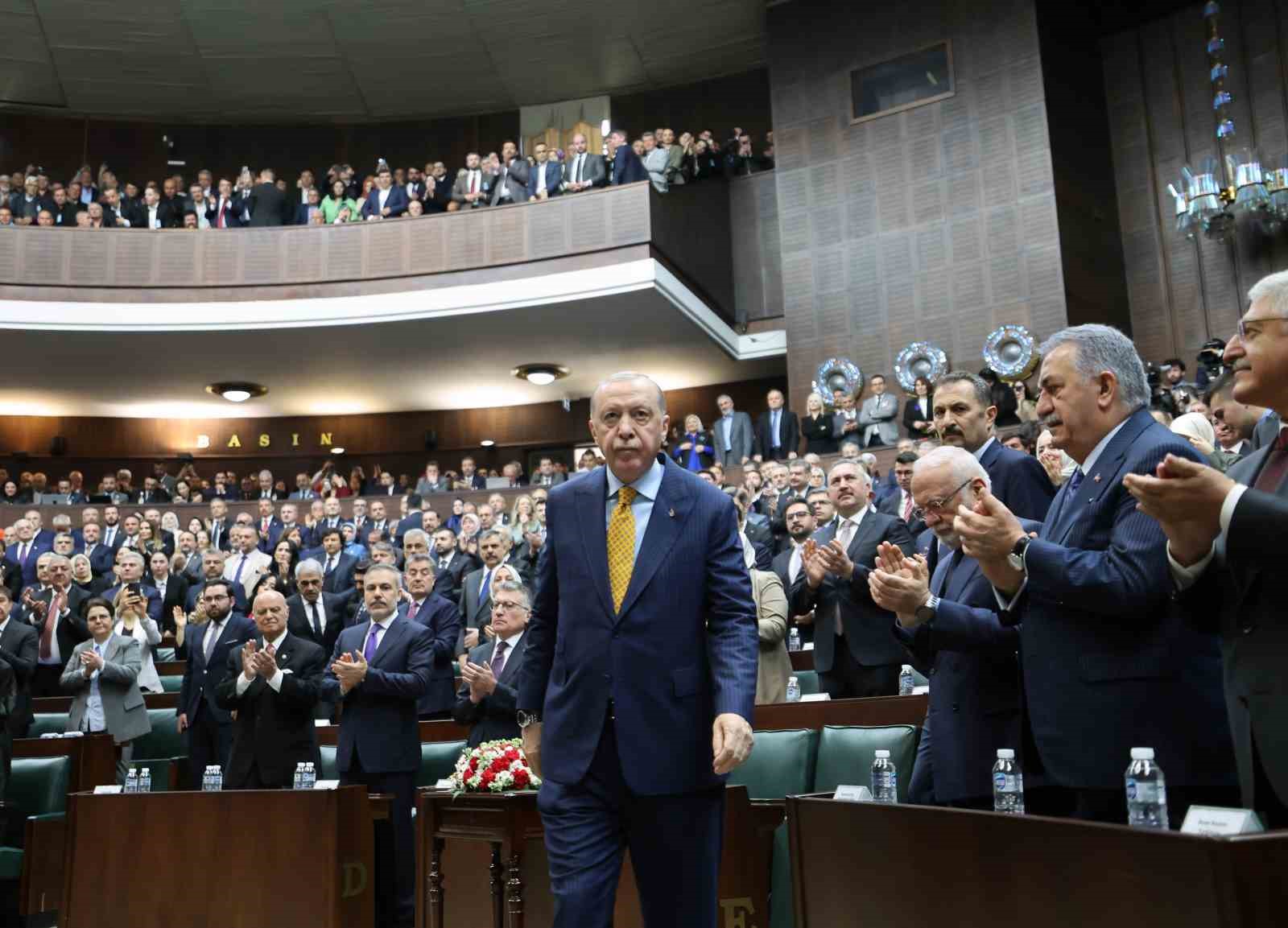 Cumhurbaşkanı Erdoğan: "Türkiye Cumhuriyeti Devleti sıradan bir devlet değildir. Hiçbir güç Türkiye ve Türkiye Cumhurbaşkanı’na parmak sallayamaz"
