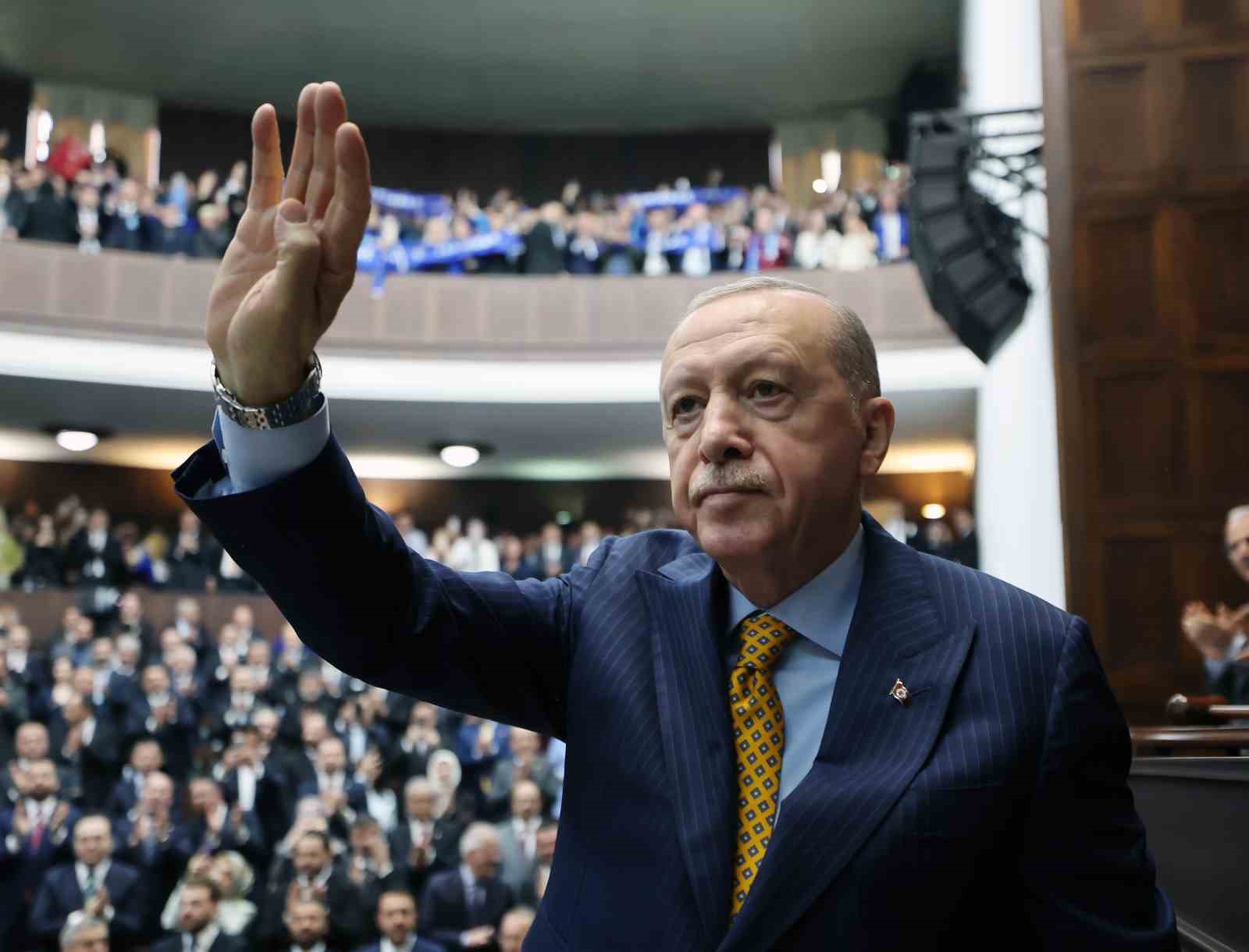 Cumhurbaşkanı Erdoğan: "Türkiye Cumhuriyeti Devleti sıradan bir devlet değildir. Hiçbir güç Türkiye ve Türkiye Cumhurbaşkanı’na parmak sallayamaz"
