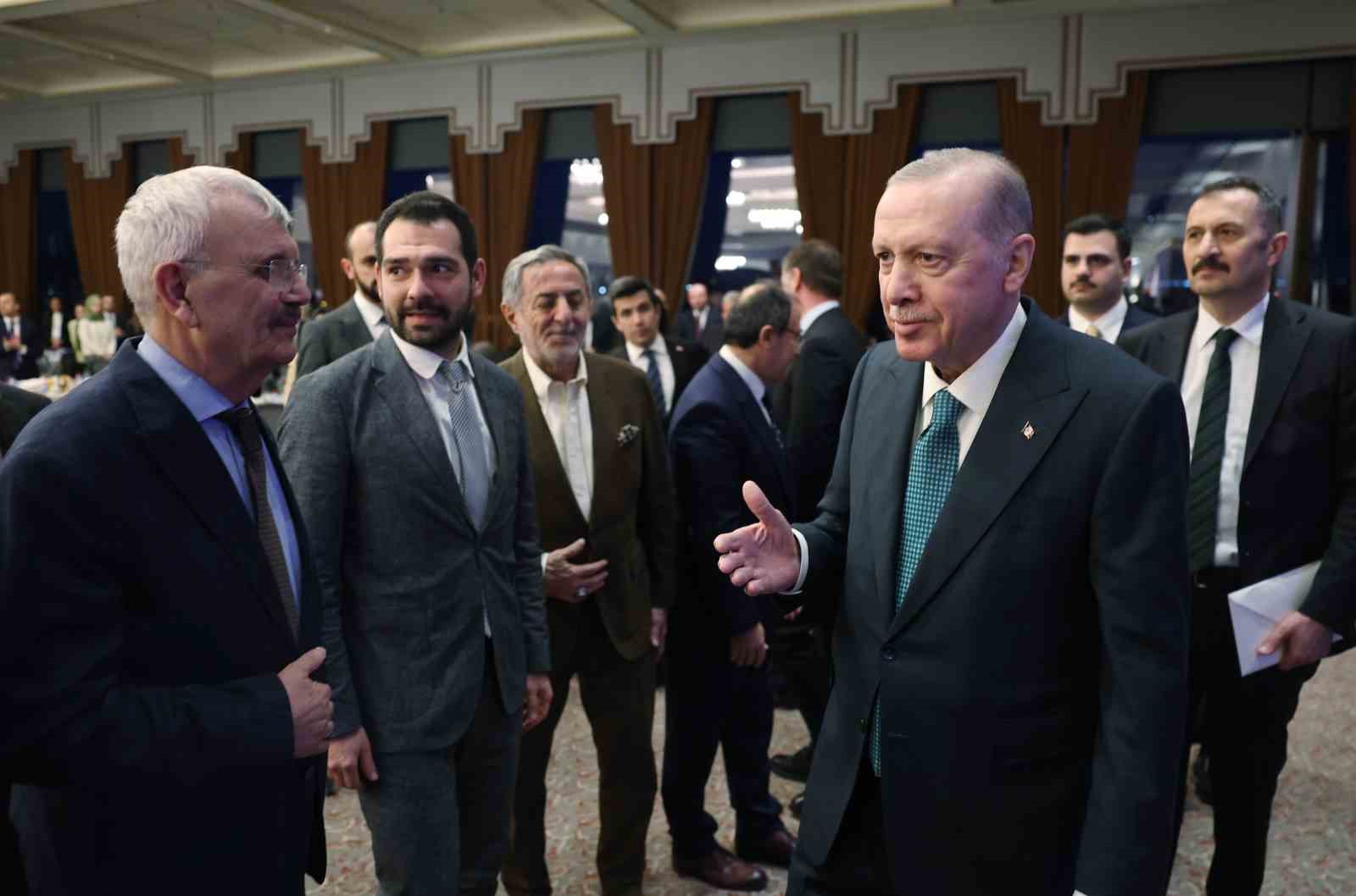 Cumhurbaşkanı Erdoğan: "Türkiye her zaman savaşın değil barışın yanındadır"
