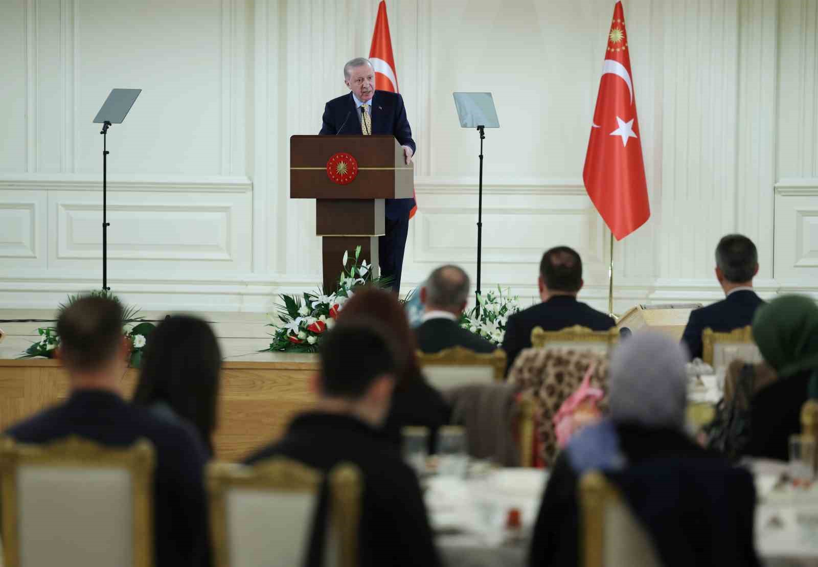 Cumhurbaşkanı Erdoğan: "Türkiye kendi güvenliği için yalnızca sınırları dahilinde değil sınırların ötesinde de her türlü adımı atmaktadır"
