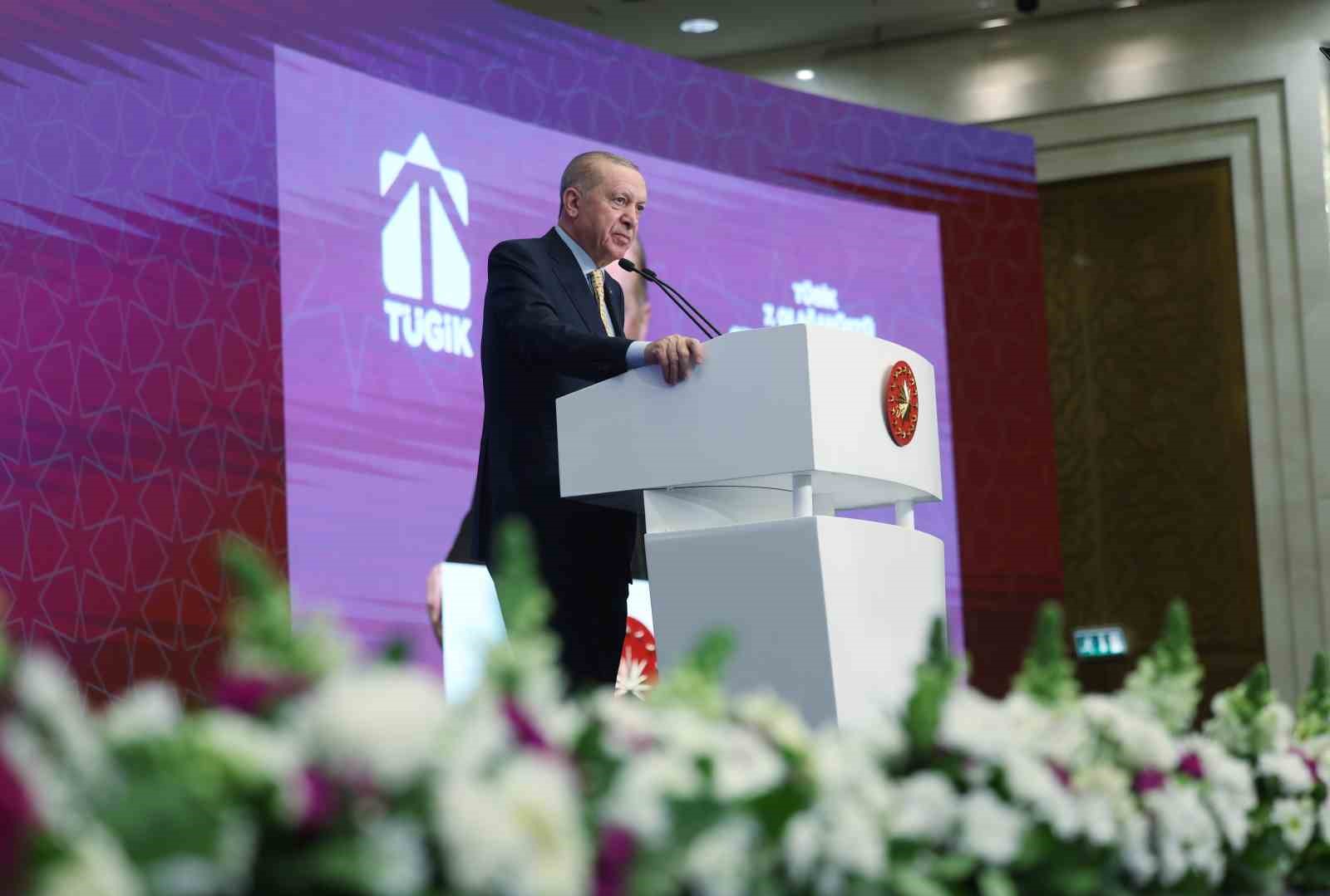 Cumhurbaşkanı Erdoğan: "Yeniden şekillenen dünya düzeninde kutup başlarından birisi inşallah Türkiye’miz olacak"
