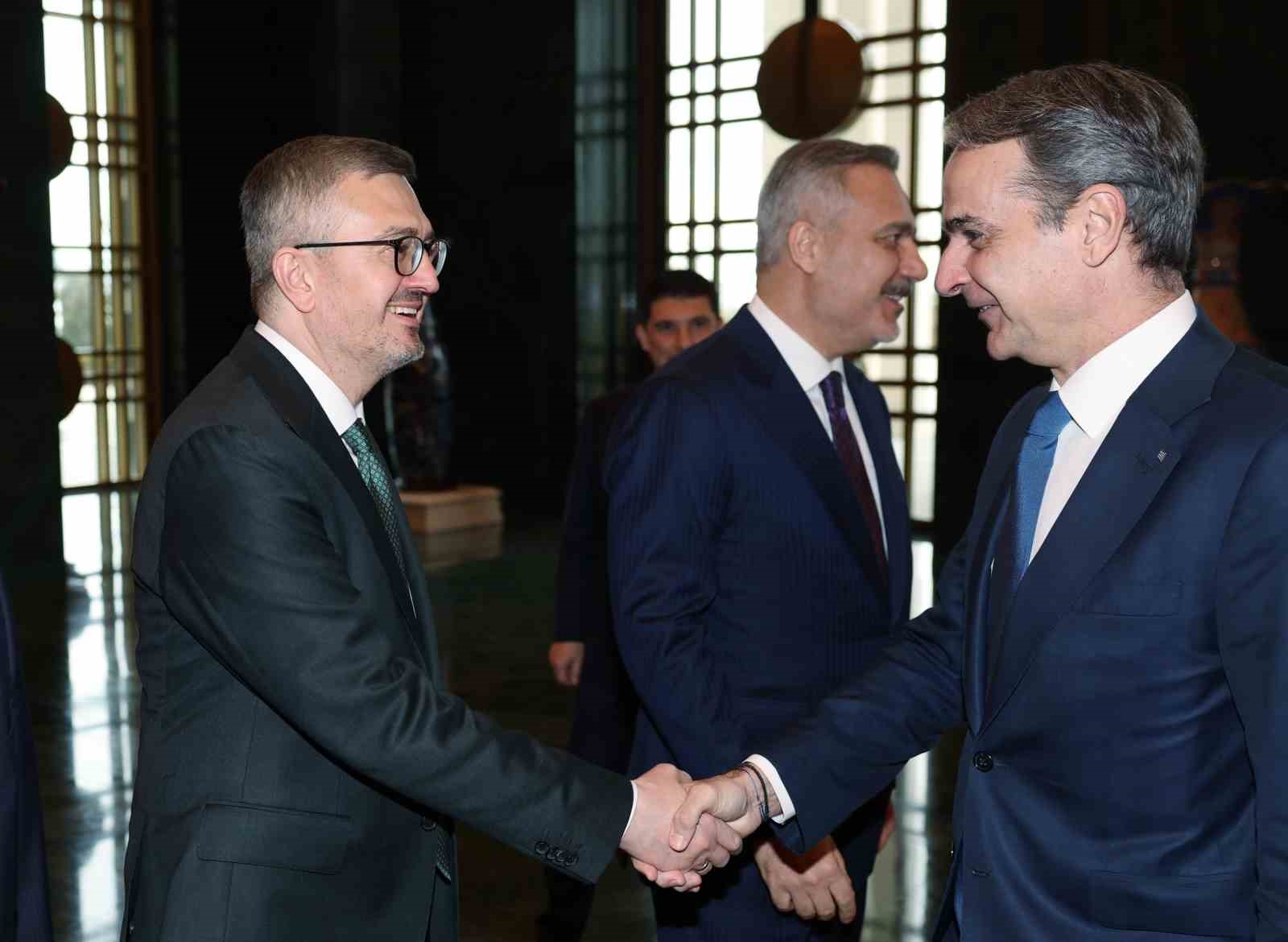 Cumhurbaşkanı Erdoğan, Yunanistan Başbakanı Miçotakis’i kabul etti
