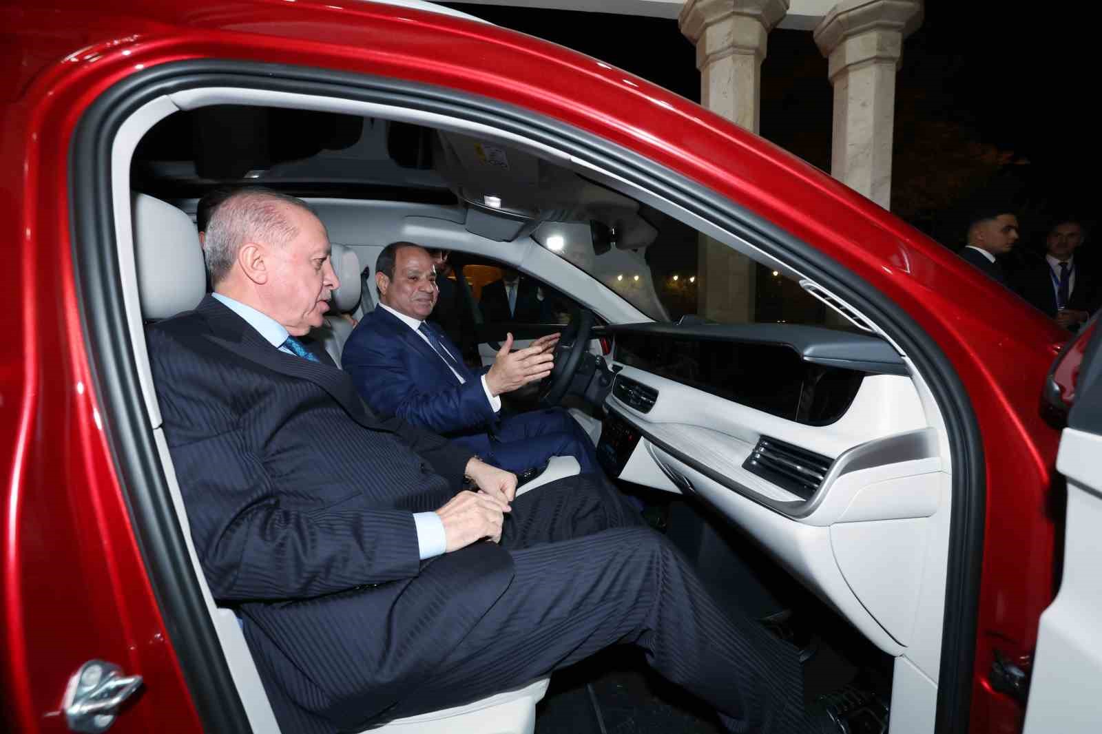 Cumhurbaşkanı Erdoğan’dan Mısır Cumhurbaşkanı es-Sisi’ye Togg hediyesi
