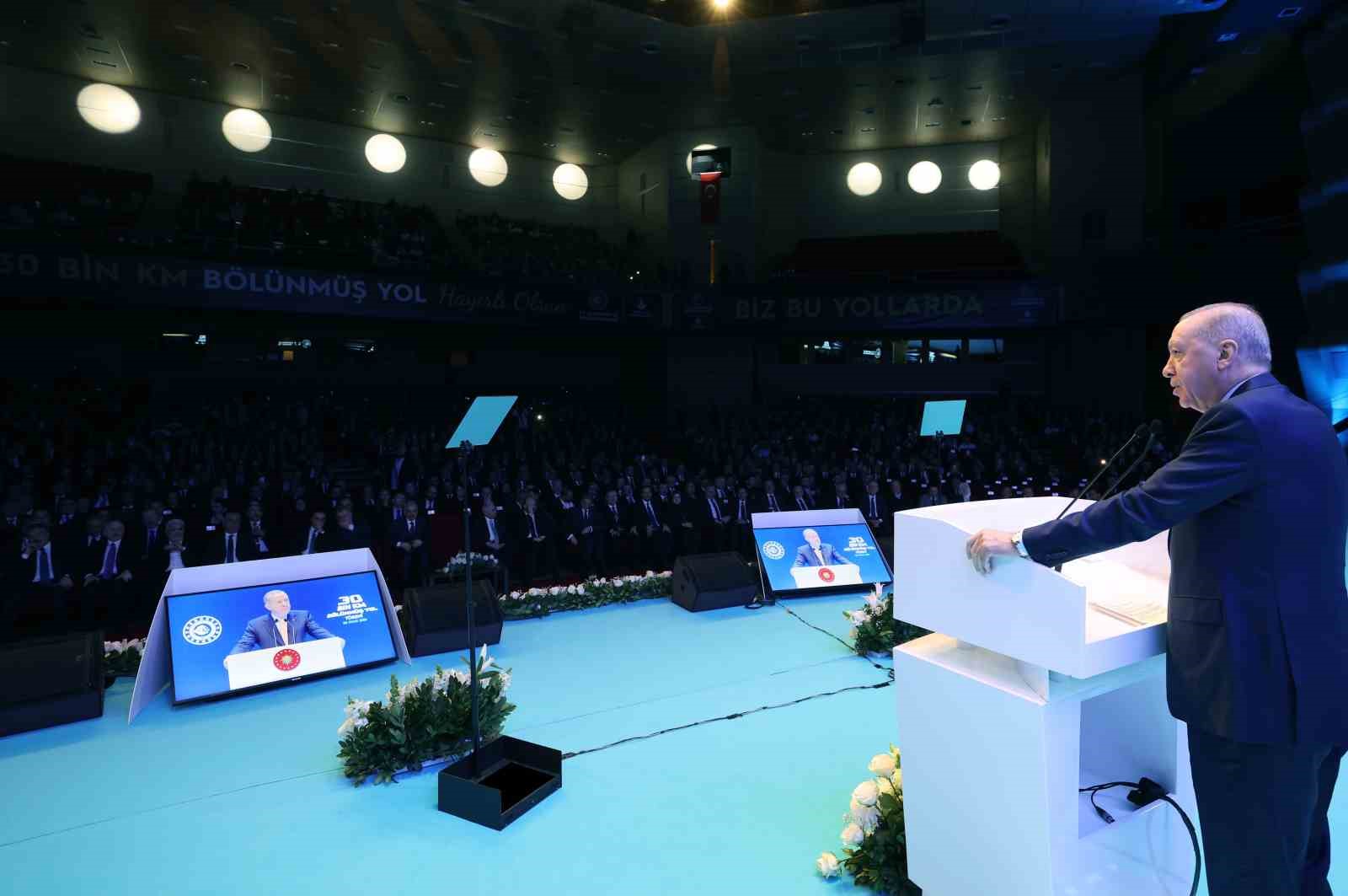 Cumhurbaşkanı Erdoğan’dan muhalefete tepki: "Yolsuzluk yapmadıysanız, rüşvet almadıysanız bu telaş hali niye?

