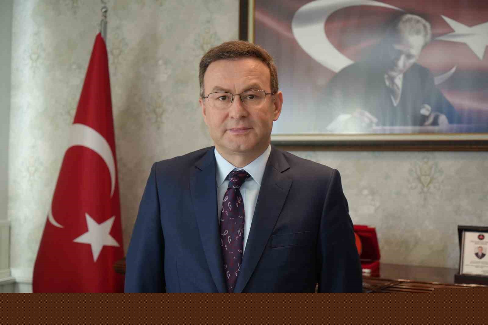 Cumhurbaşkanı Erdoğan’dan ödül alan Kaymakam Demirelli: "İdareci mazeret üretmez, imkansızlıklar içinde başarır"
