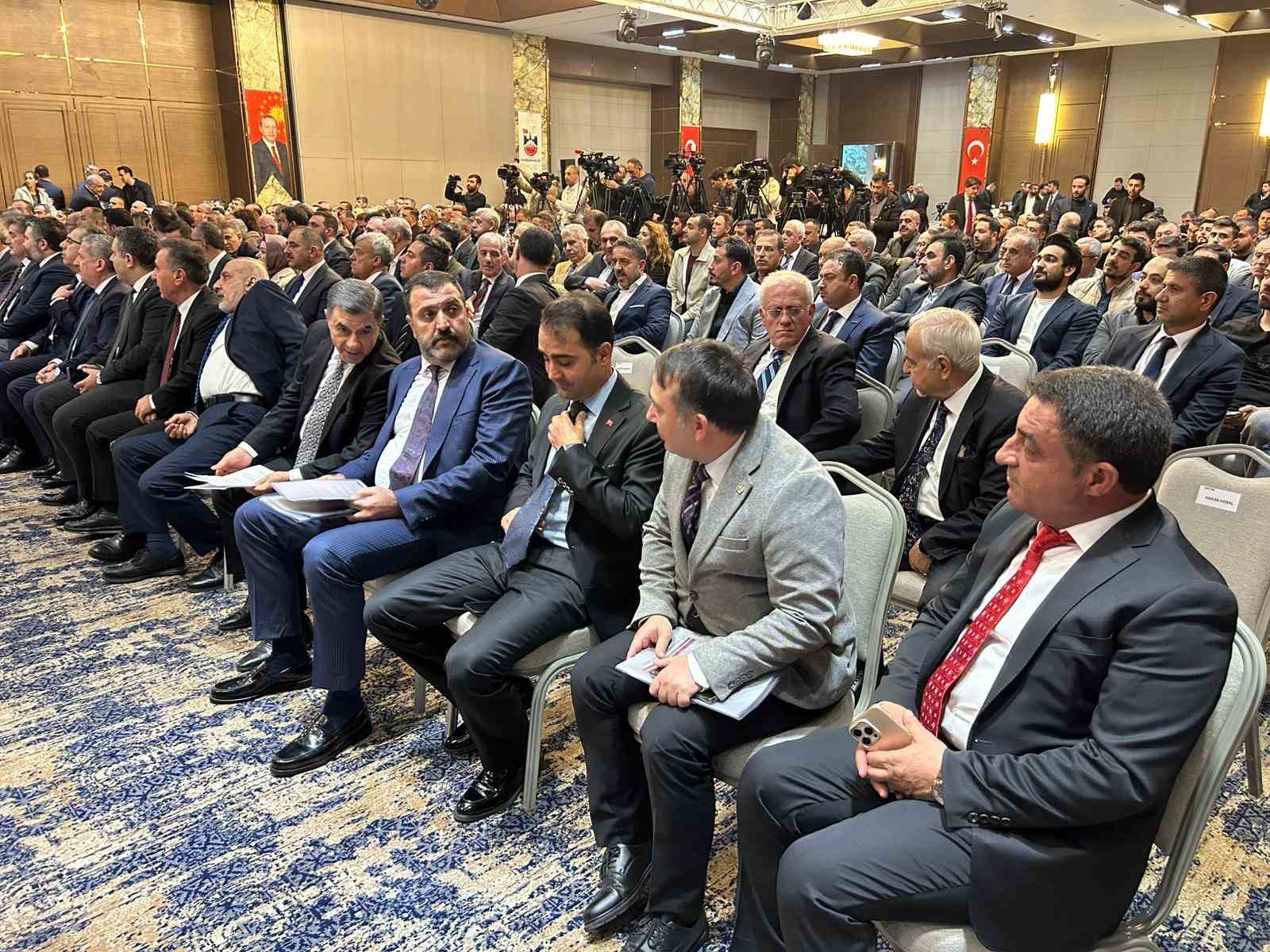 Cumhurbaşkanı Yardımcısı Yılmaz: ’’Herkesin diline, üslubuna, yaklaşımına çok dikkat etmesi gereken bir süreçten geçtiğimizi de ifade etmek istiyorum’’
