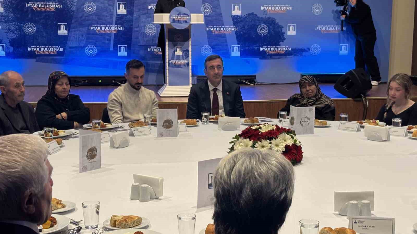 Cumhurbaşkanı Yardımcısı Yılmaz: "Türkiye, dışarıda dengeli bir siyaset yürütürken içeride huzuru kalıcı hale getirecek adımlarını aynı istikamette sürdürüyor"
