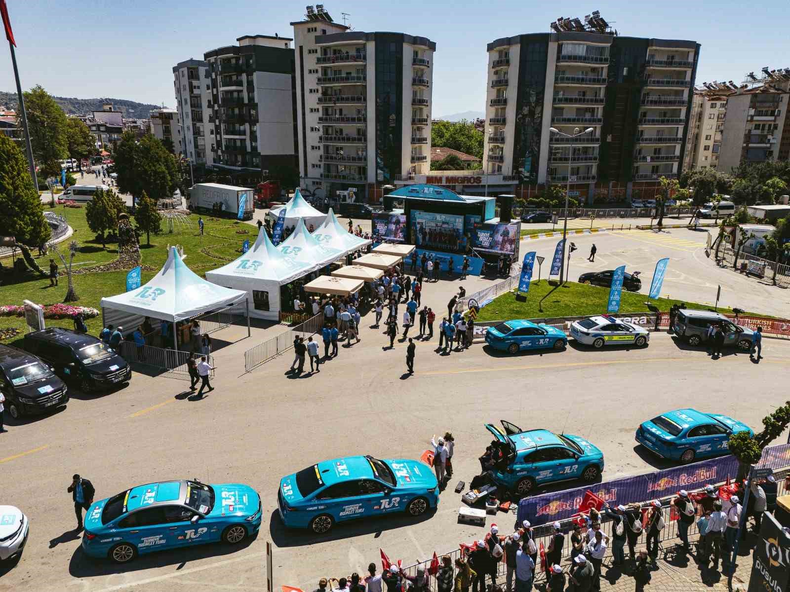 Cumhurbaşkanlığı Bisiklet Turu’nun ikinci etabı, Aydın’dan start aldı
