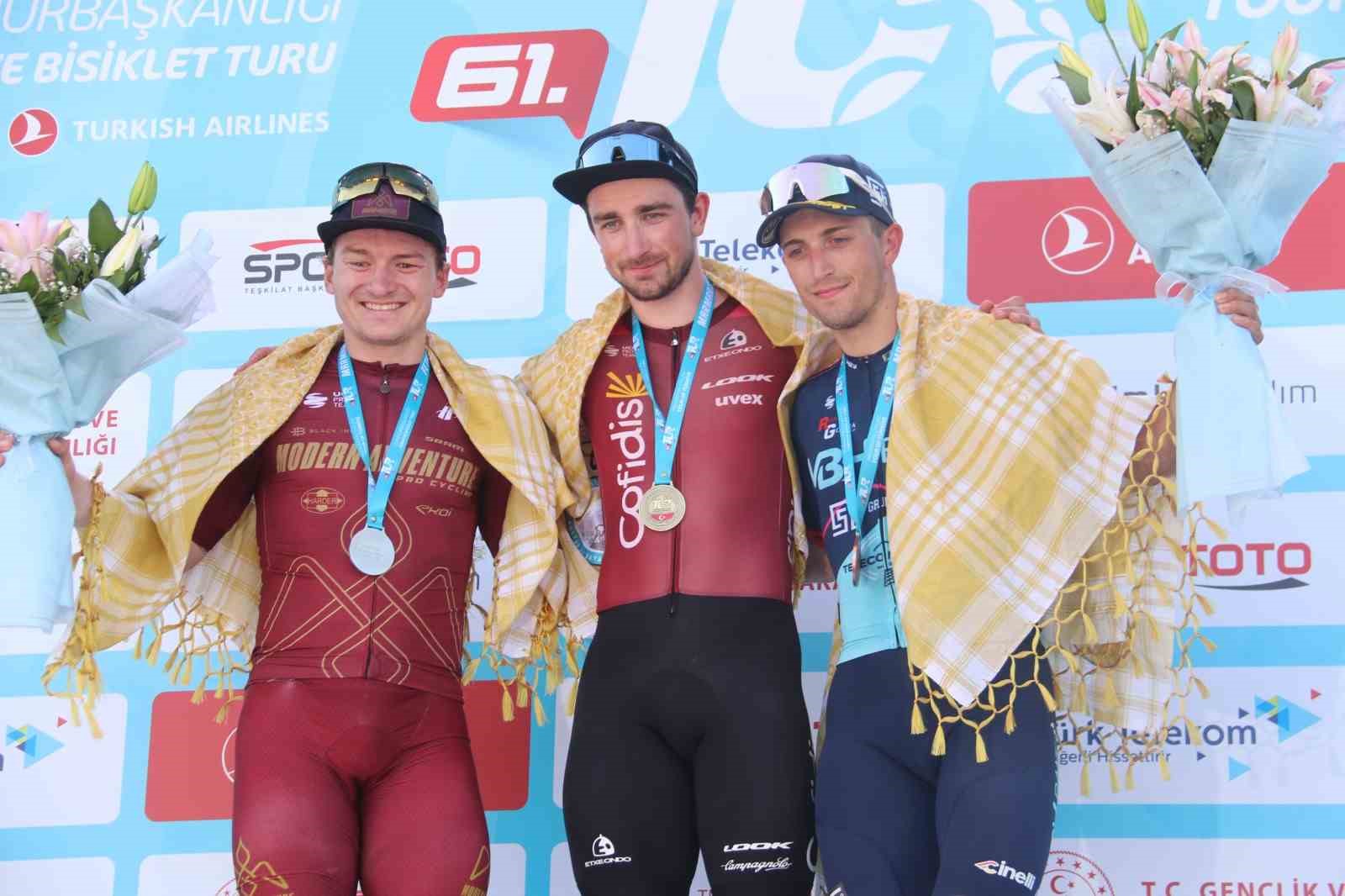 Cumhurbaşkanlığı Türkiye Bisiklet Turu 4. etabın galibi Aniolkowski
