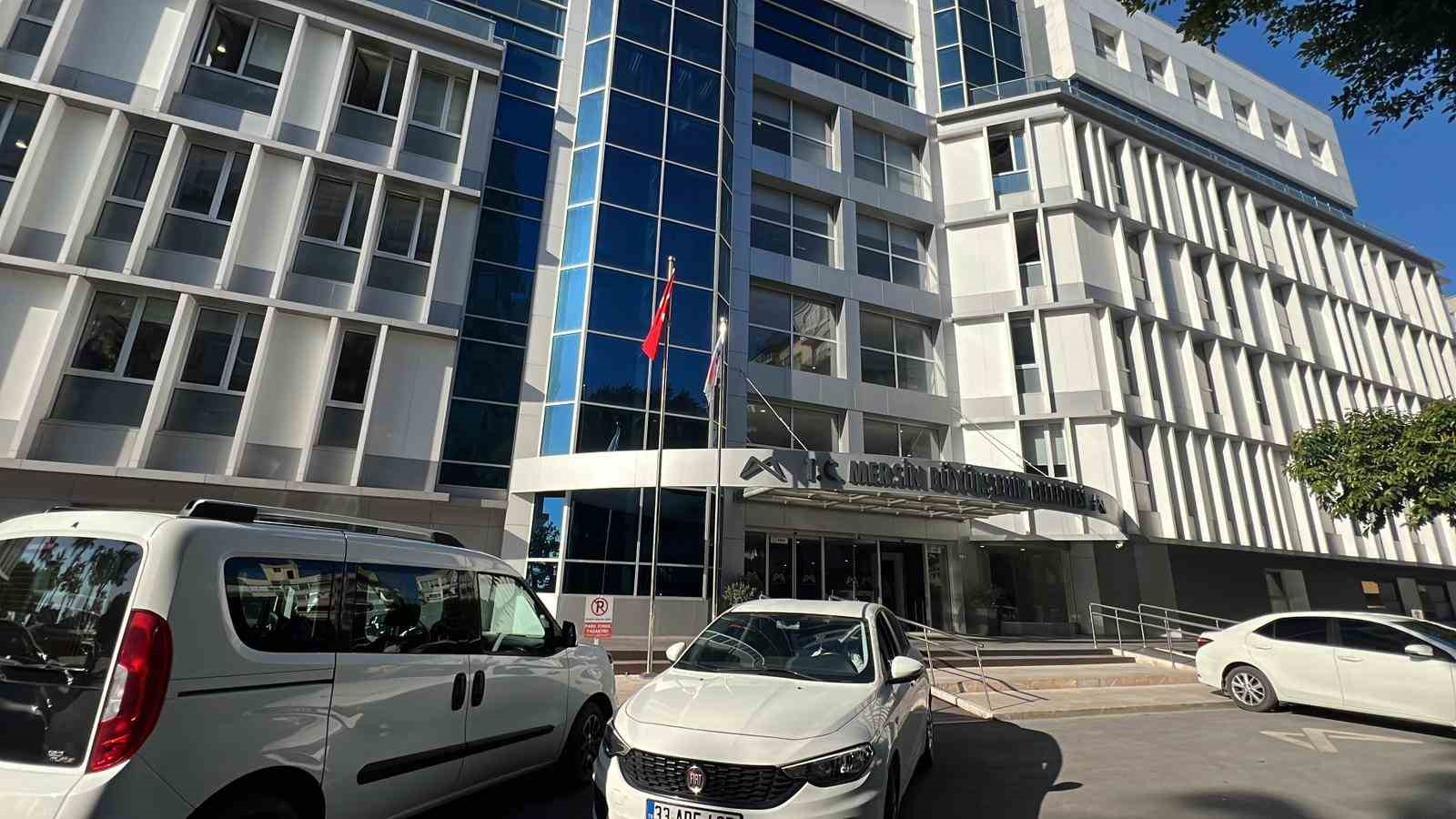 Cumhuriyet Başsavcılığından Büyükşehir Belediyesine operasyon açıklaması
