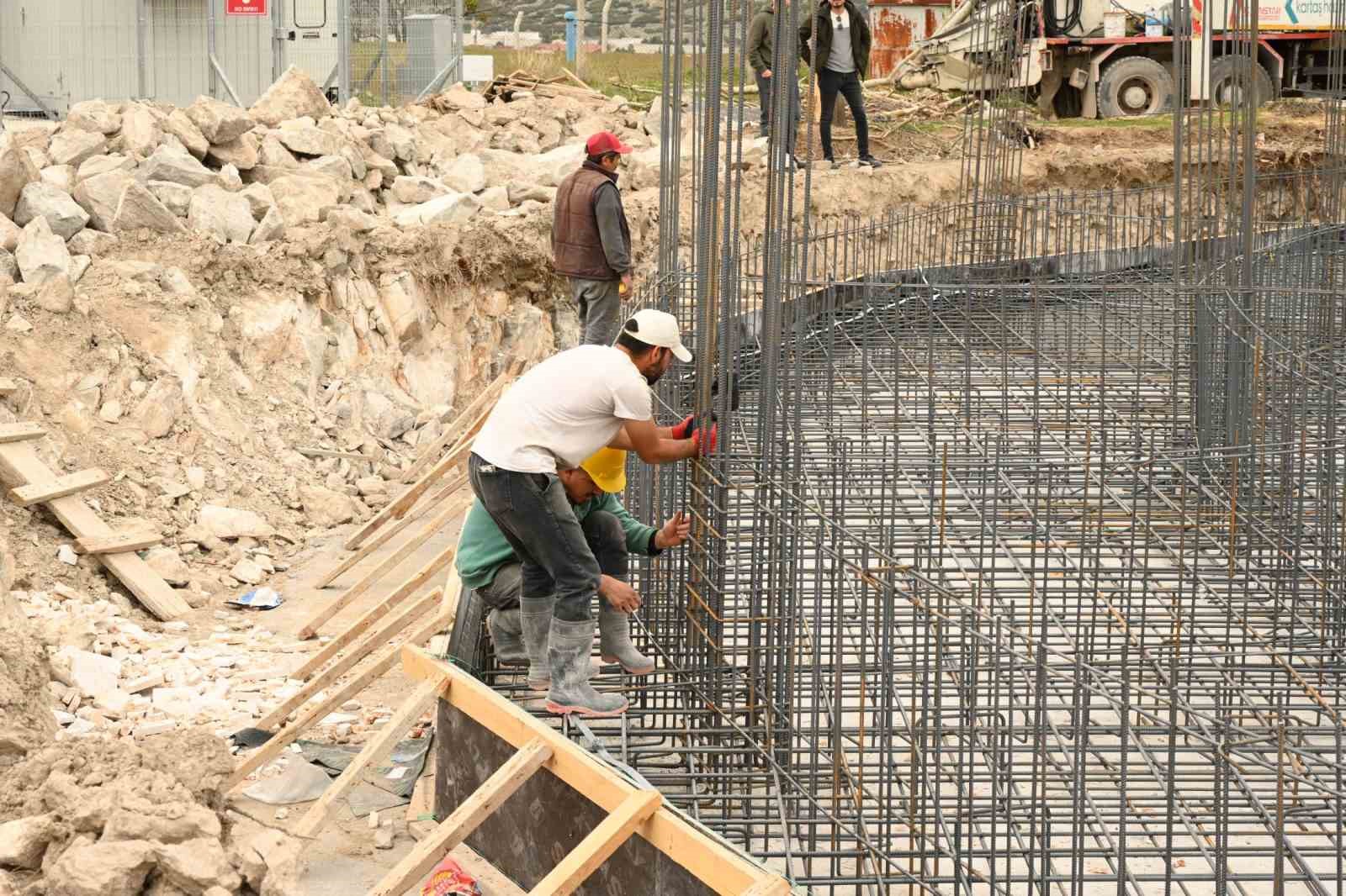 Çünür Tepesi’ne restoran ve sosyal tesis inşa ediliyor
Çünür Tepesi’ne restoran ve sosyal tesis inşa ediliyor