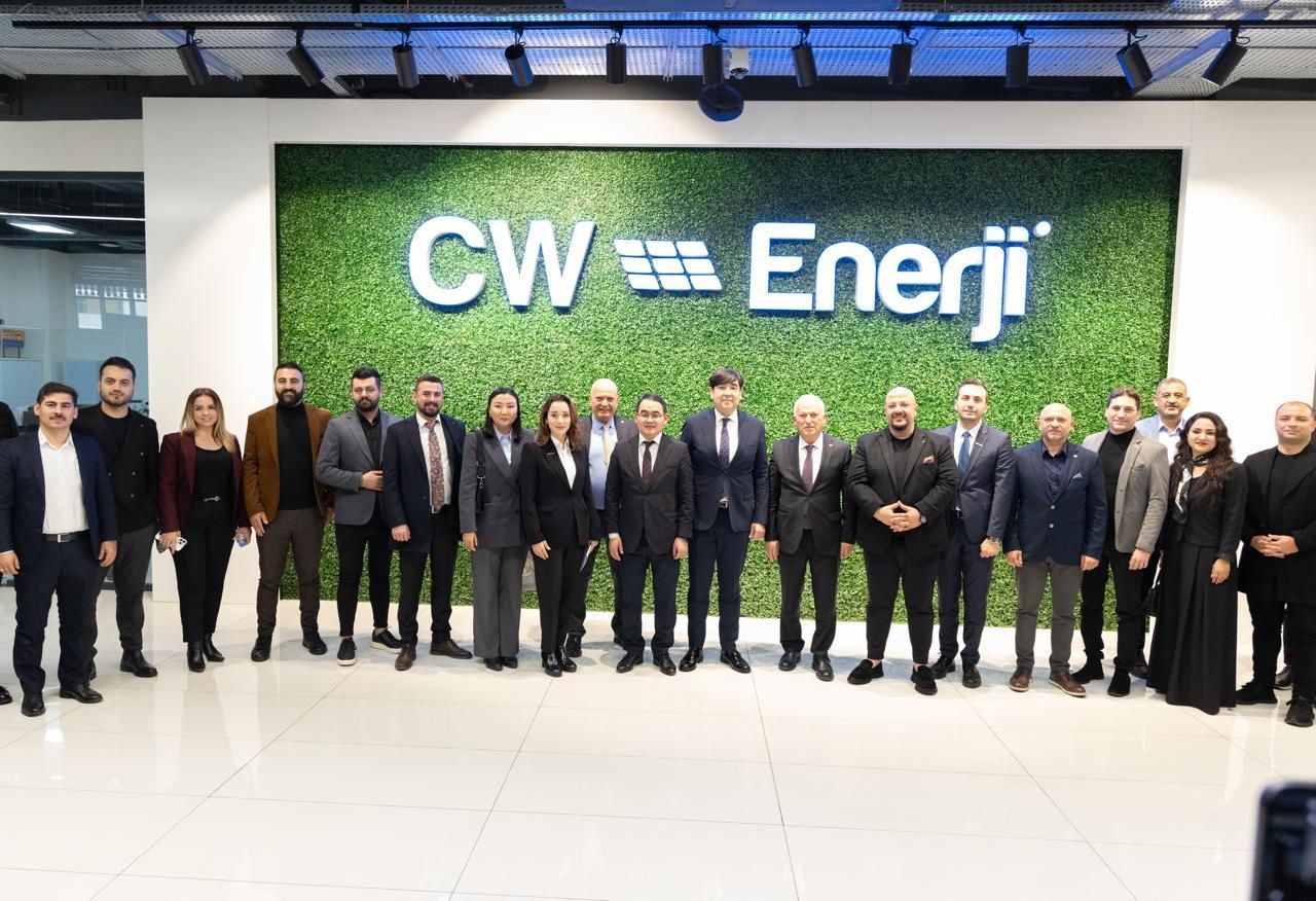 CW Enerji’de uluslararası iş birliği ve yatırım buluşması
CW Enerji’de uluslararası iş birliği ve yatırım buluşması