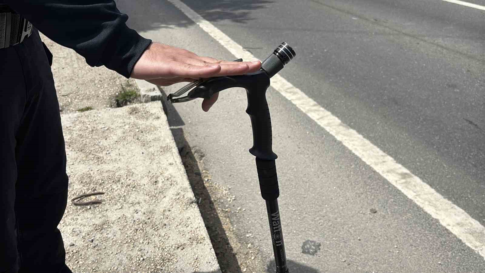 D-100’de karşıya geçmek isterken cipin çarptığı yaşlı adam ağır yaralandı
