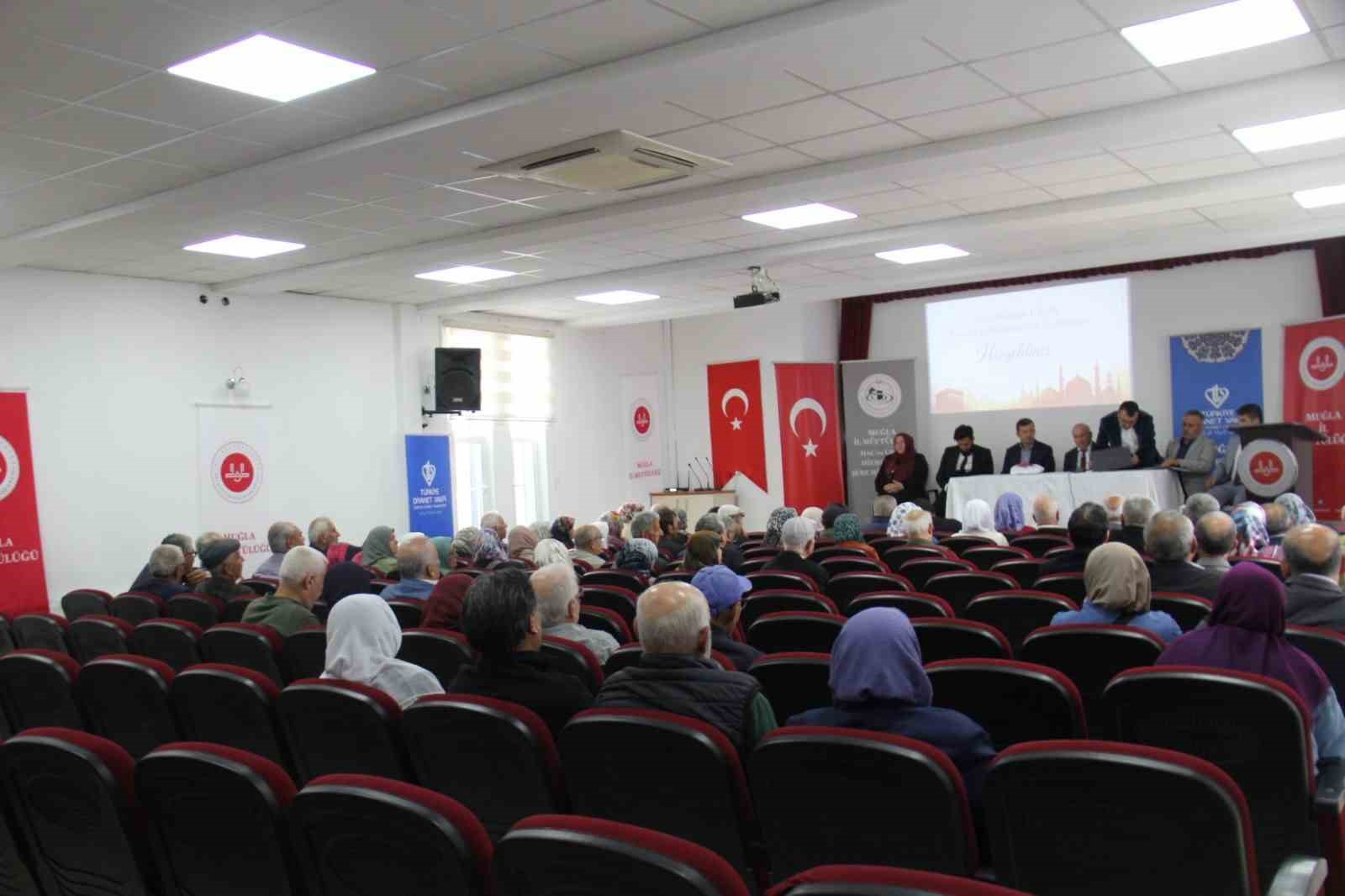 Dalamanlı hacı adayları kutsal yolculuğa hazır
