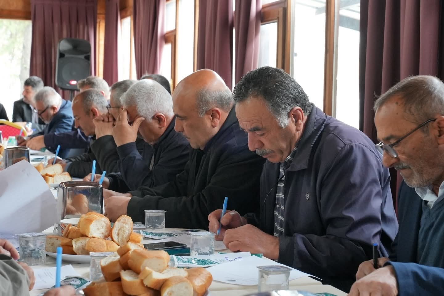 Darende’de muhtarlarla istişare toplantısı
