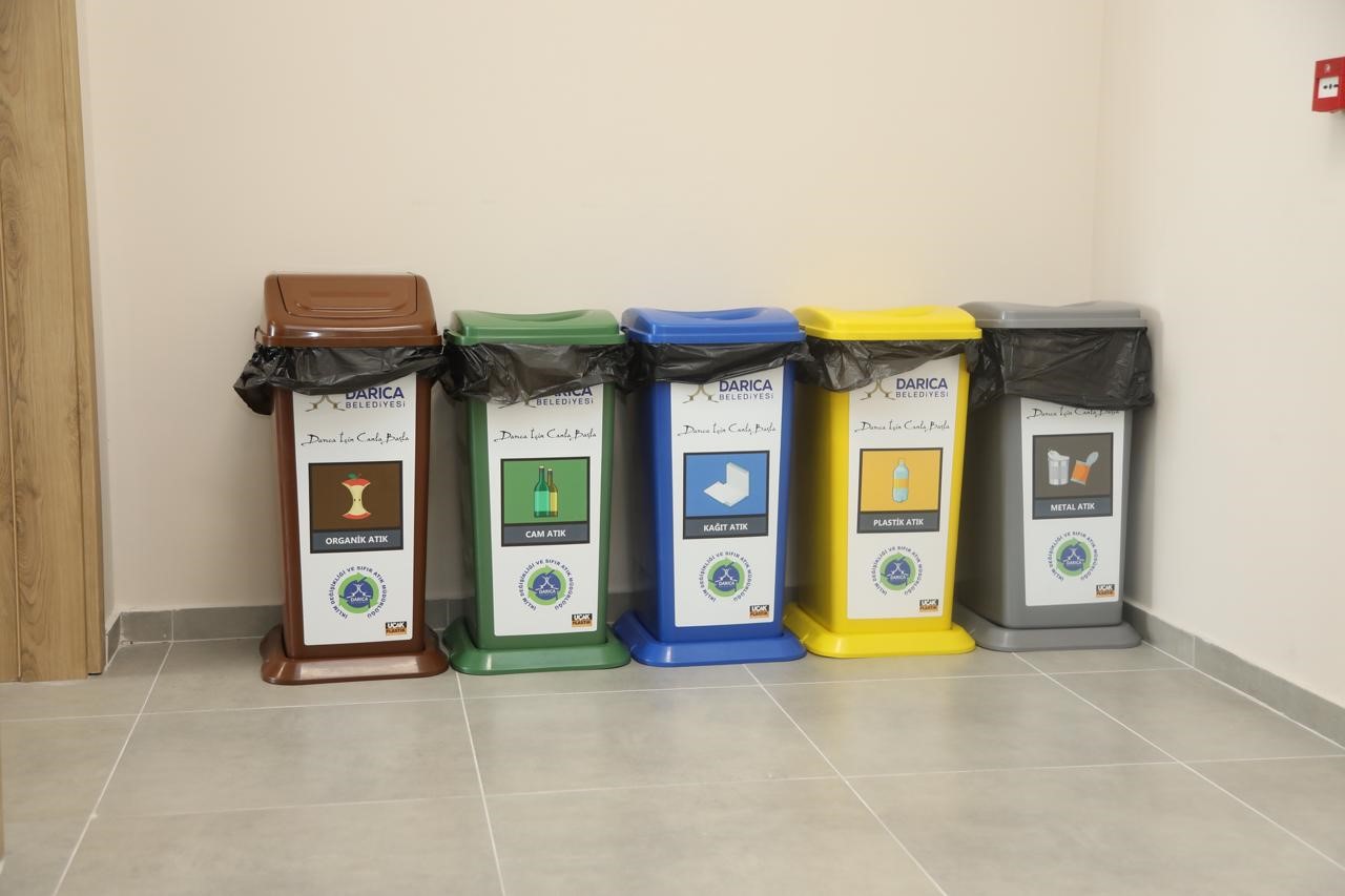 Darıca’daki kamu binalarında "Sıfır Atık Projesi" yaygınlaştırılıyor
