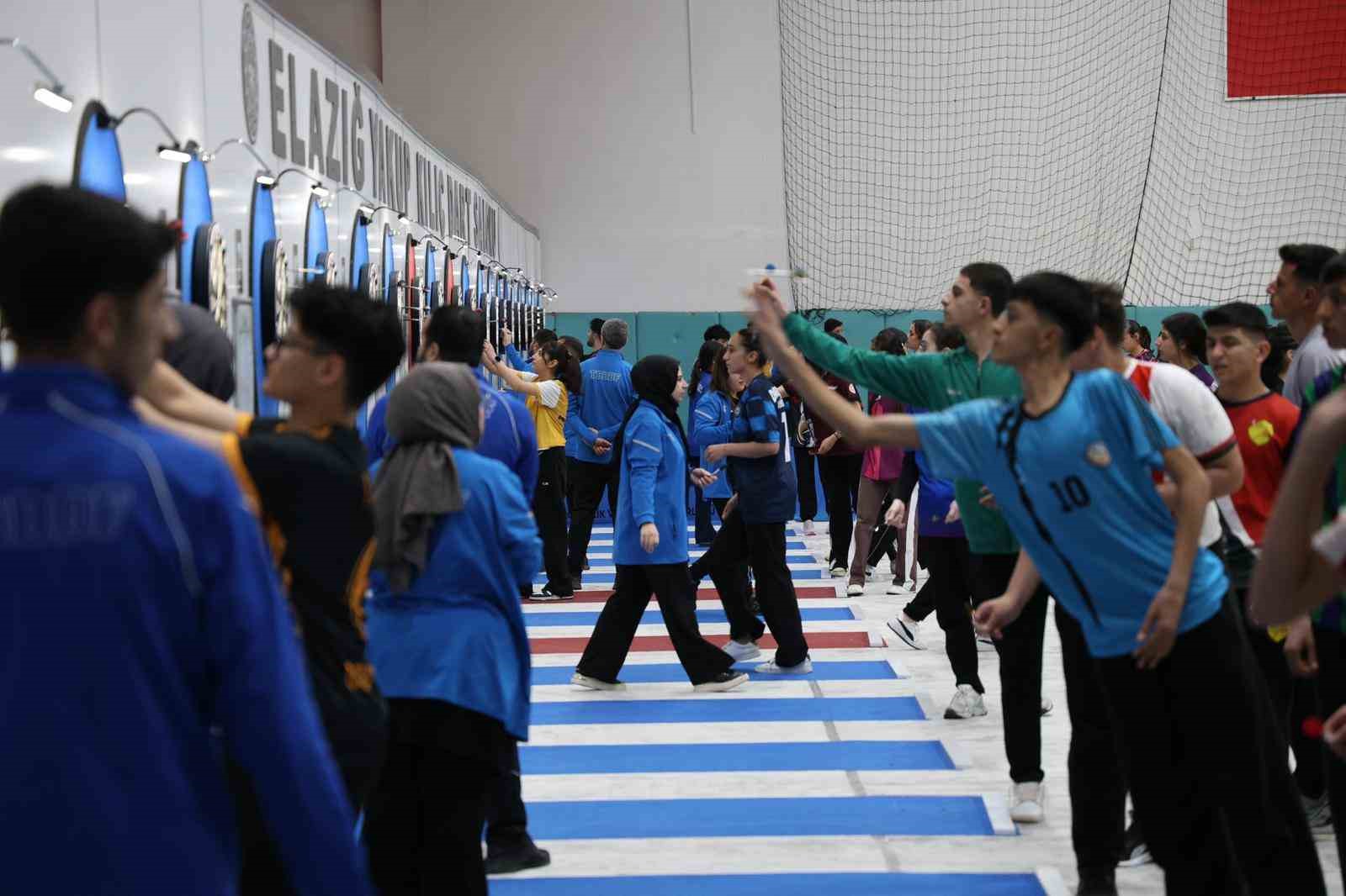 Dartta büyük heyecan sona erdi
Dartta büyük heyecan sona erdi