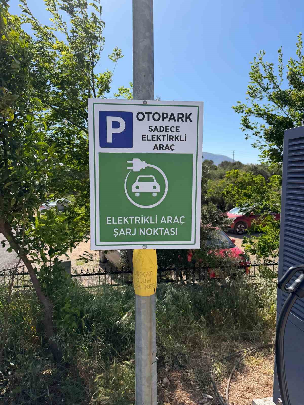 Datça Devlet Hastanesi’nde elektrikli araç şarj dönemi başladı
