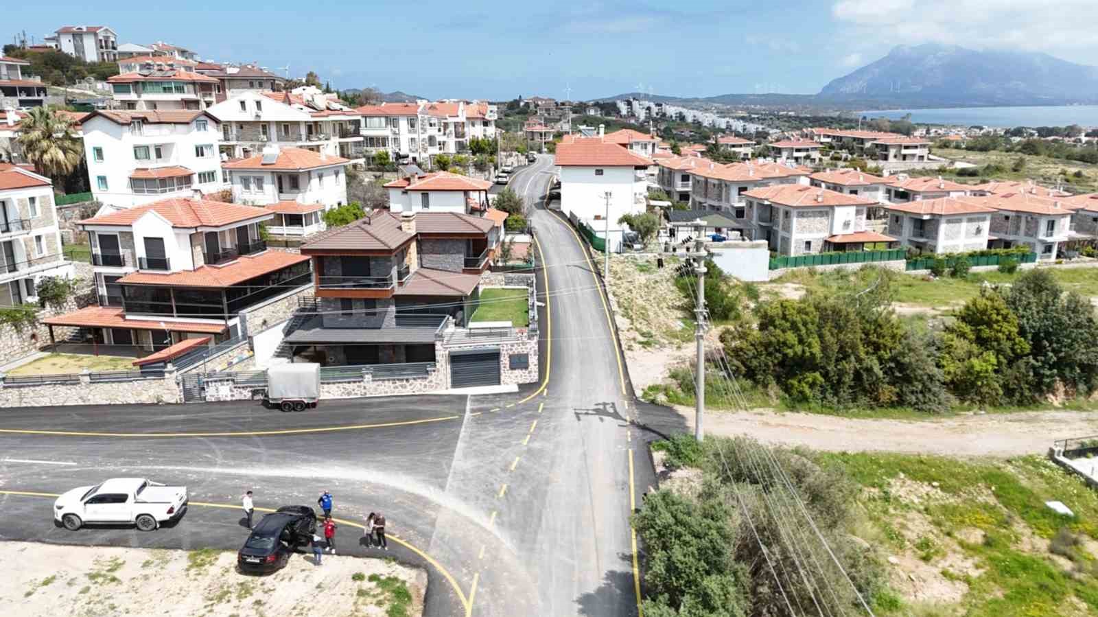 Datça’da 13 kilometre sıcak asfalt serimi tamamlandı
Datça’da 13 kilometre sıcak asfalt serimi tamamlandı