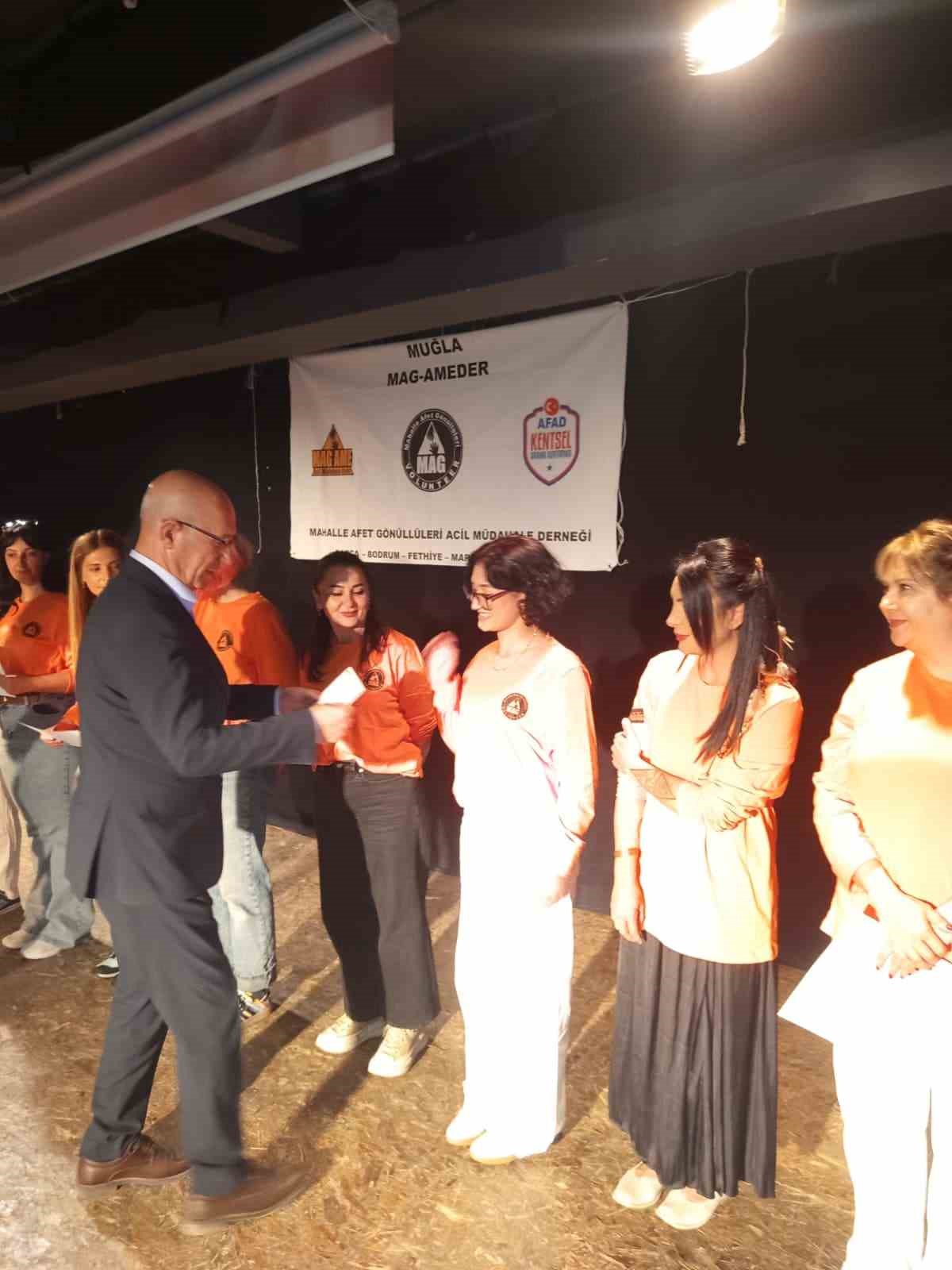 Datça’da 8. Dönem Mahalle Afet Gönüllüleri Yemin Töreni düzenlendi
