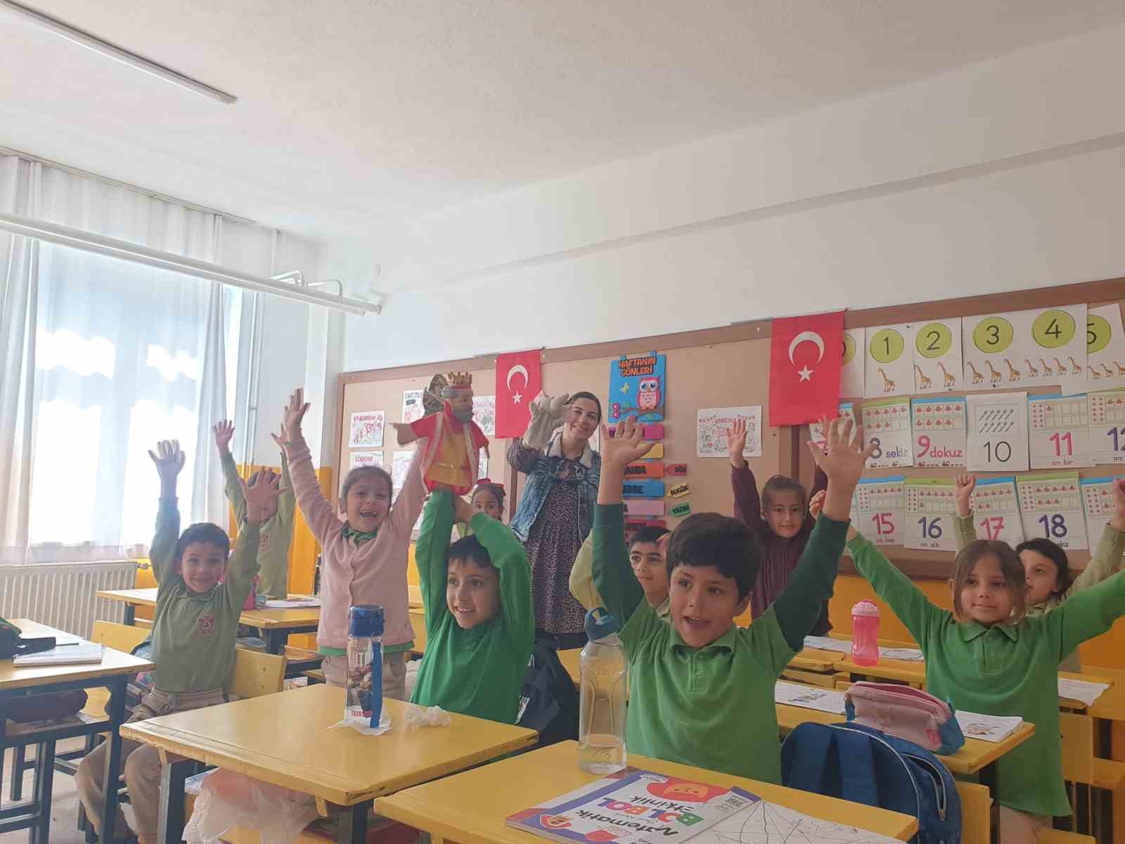 Datça’da öğrenciler ’hikayelerle satranç’ etkinliğinde buluştu
